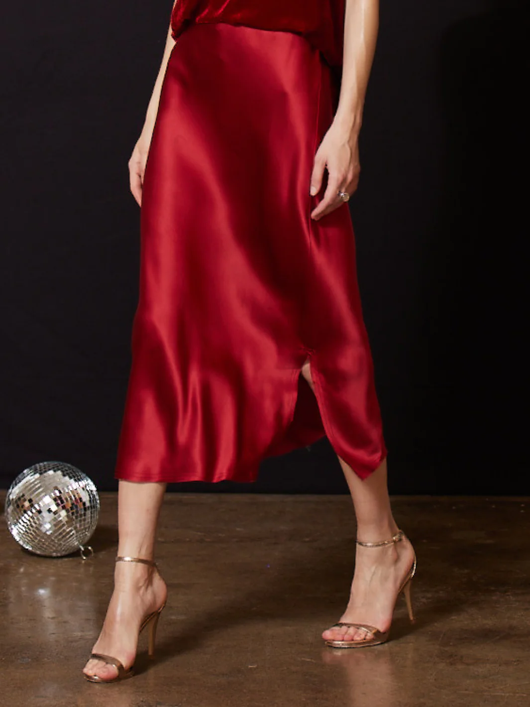 S192b Go Silk Go Long For It Skirt