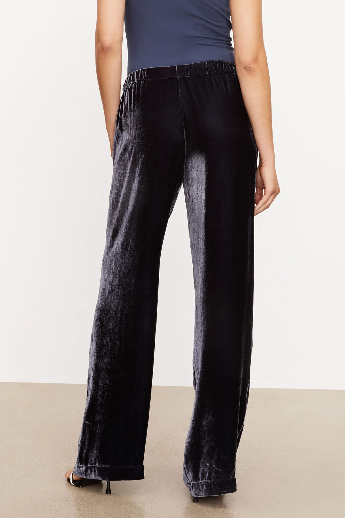 FRIDA04 Velvet Wide Leg Pant