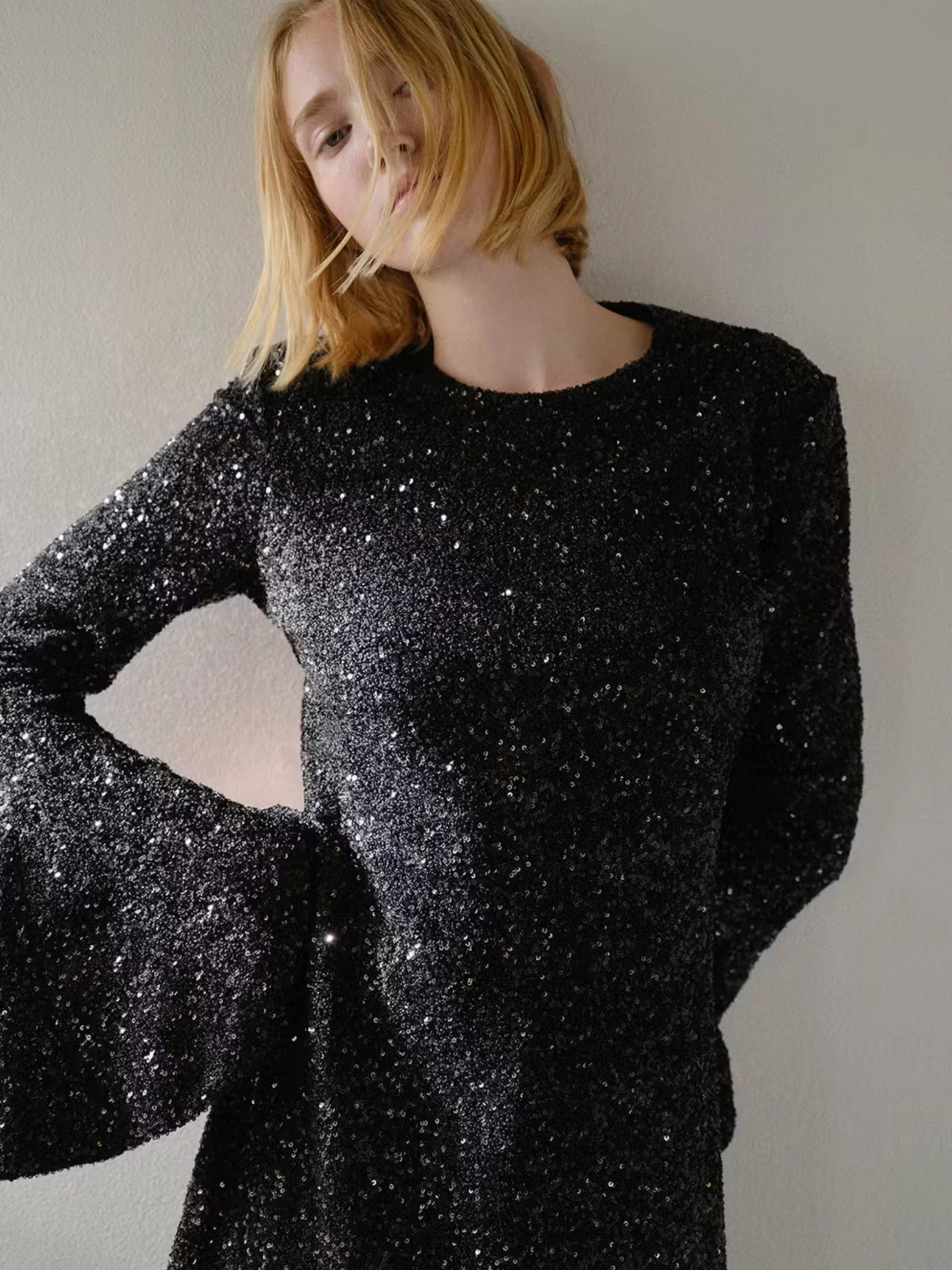 FRAME Sequin Flutter Sleeve Dress | Black
