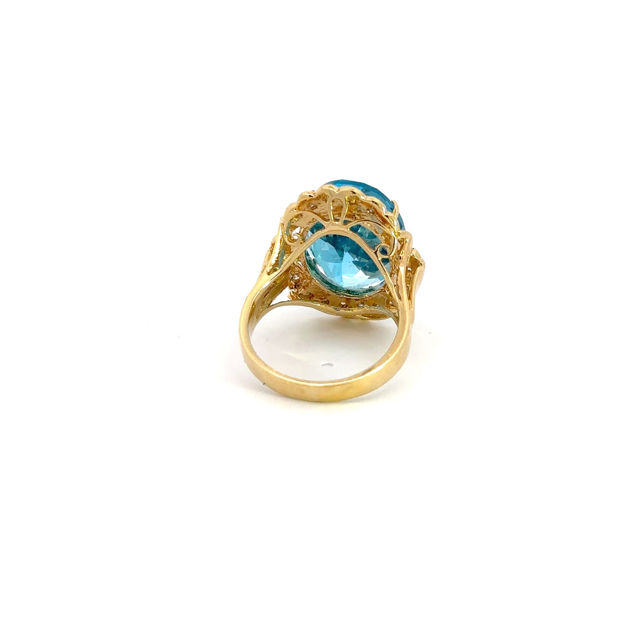 351260-bt7 14kt yellow gold 14.60ct Blue Topaz with .20ct diamond Ring