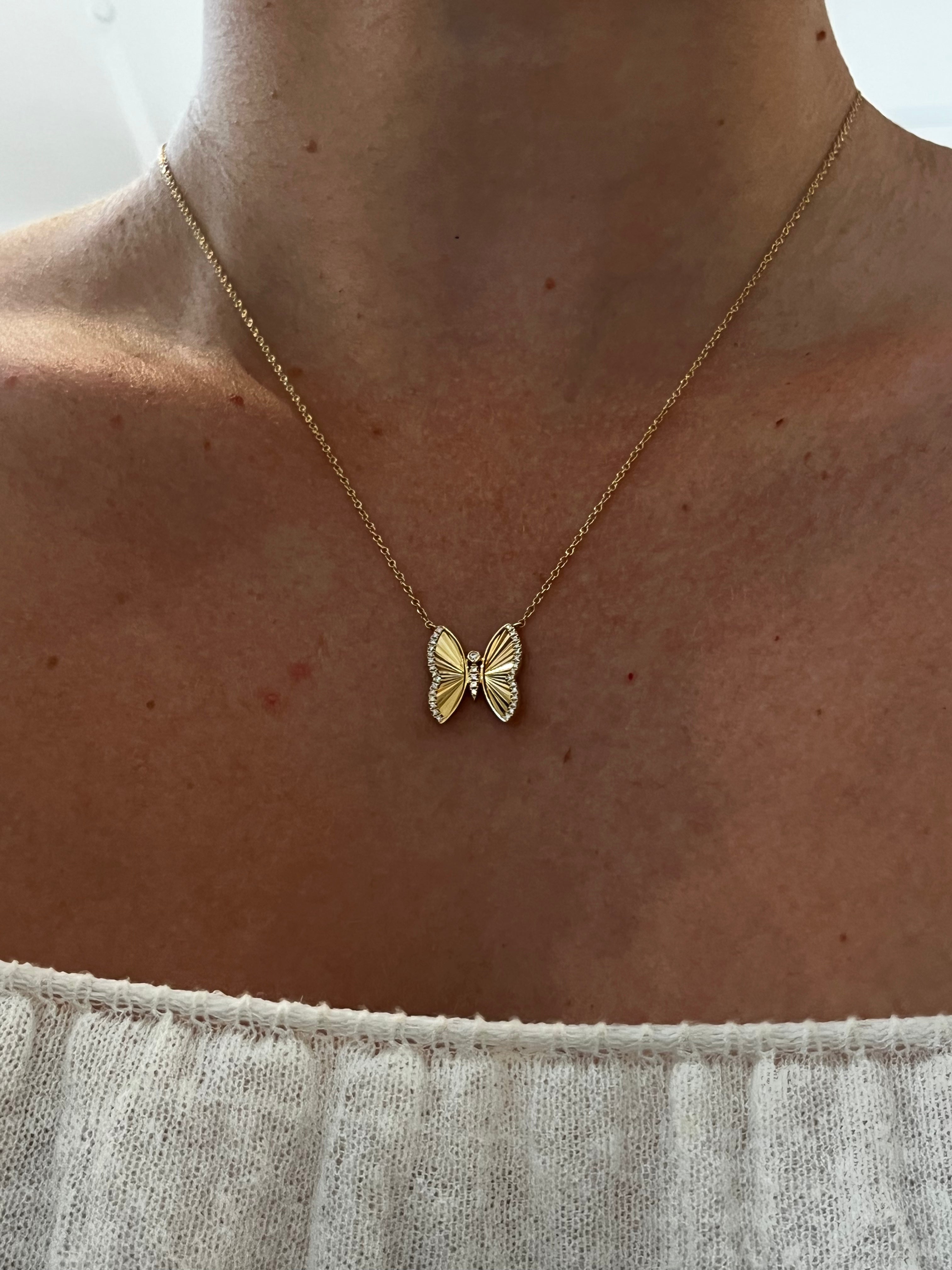WD1956 14K Gold Diamond Butterfly Necklace