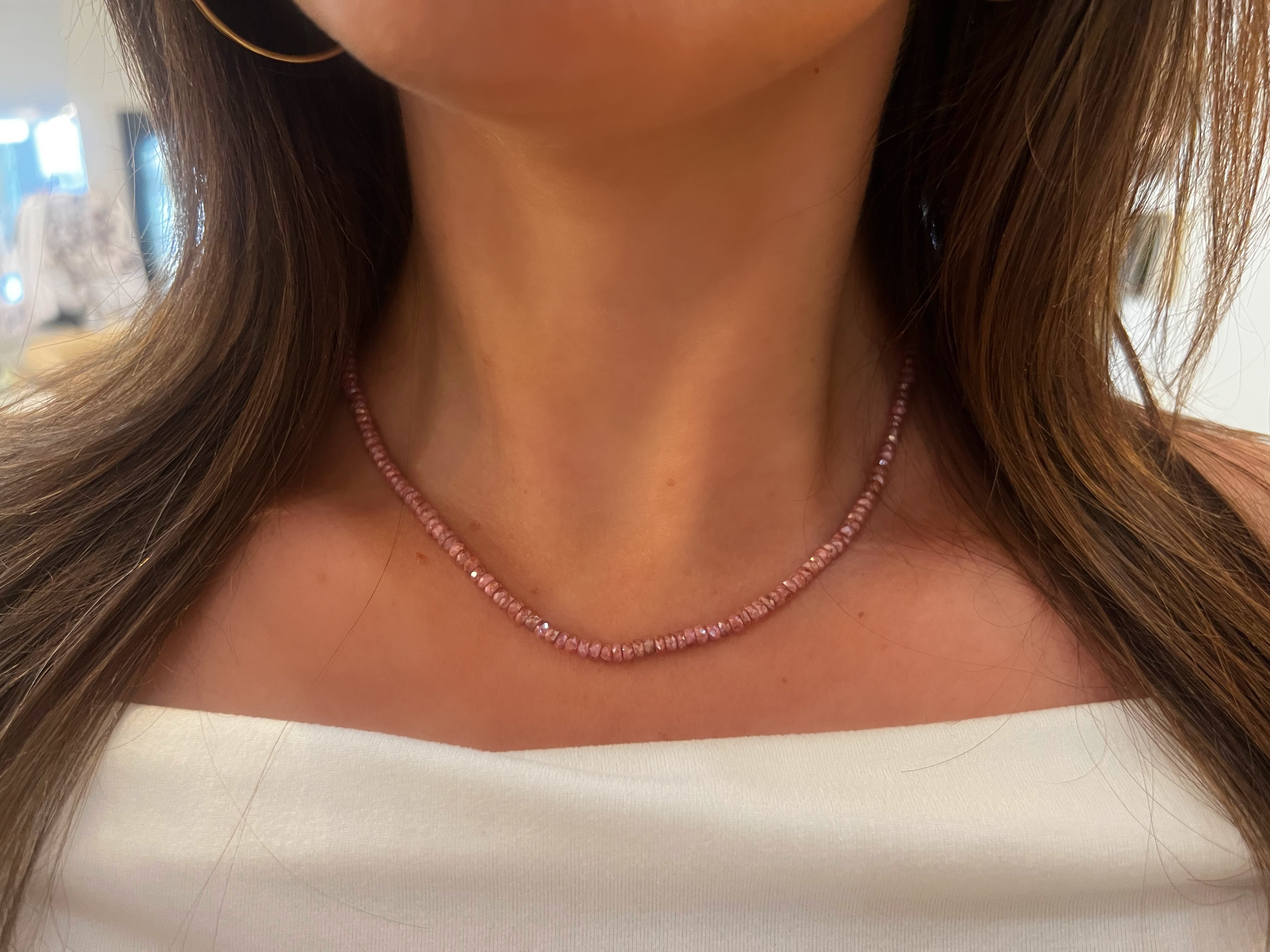 WD1925 Faceted Pink Sapphire Necklace — 14K Yellow Gold