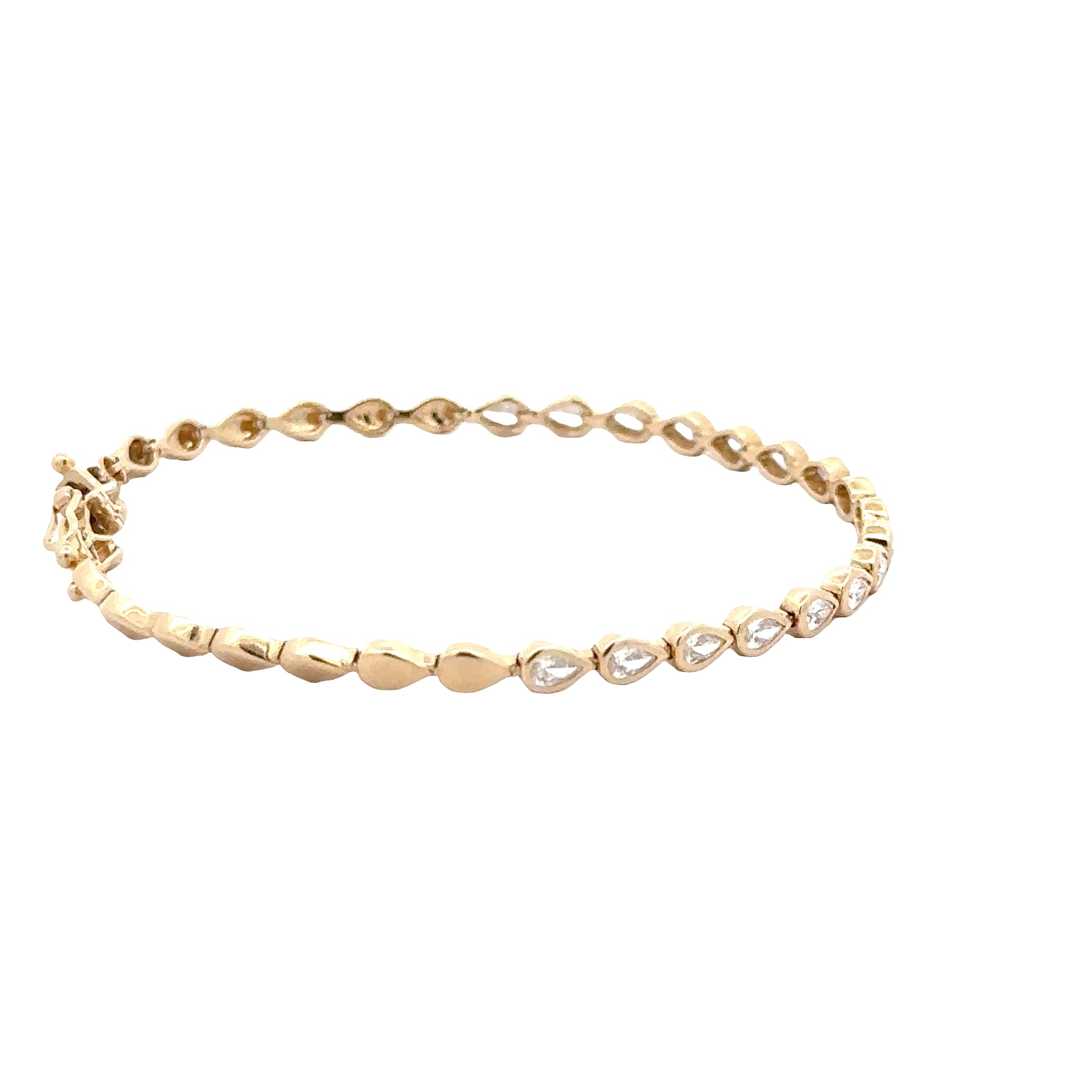 WD1891 14kt Yellow Gold Pear shaped bracelet with diamond detail