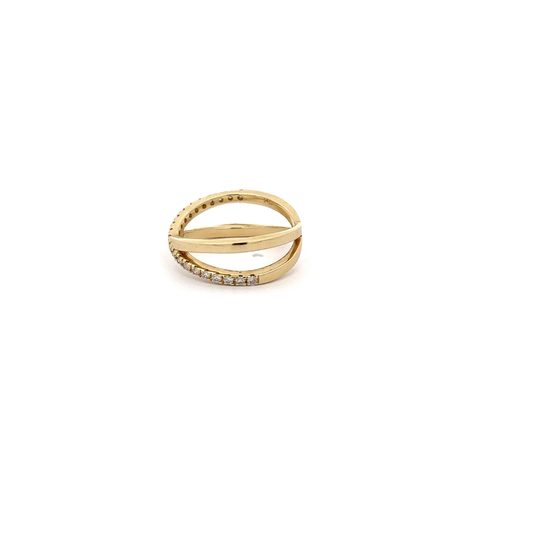 WD103-W The 'X' Kiss Ring