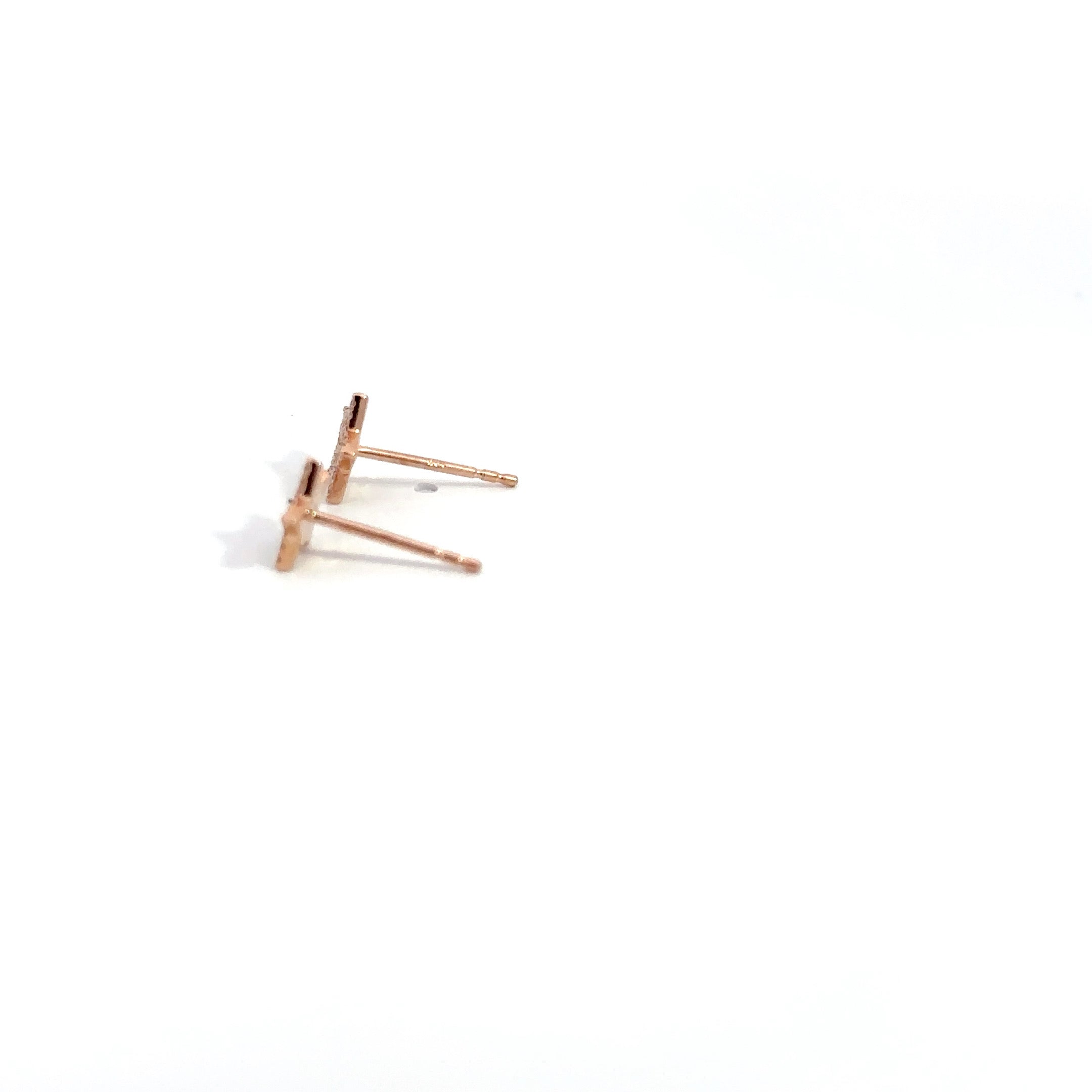 WD757 14kt pave Diamond Star studs