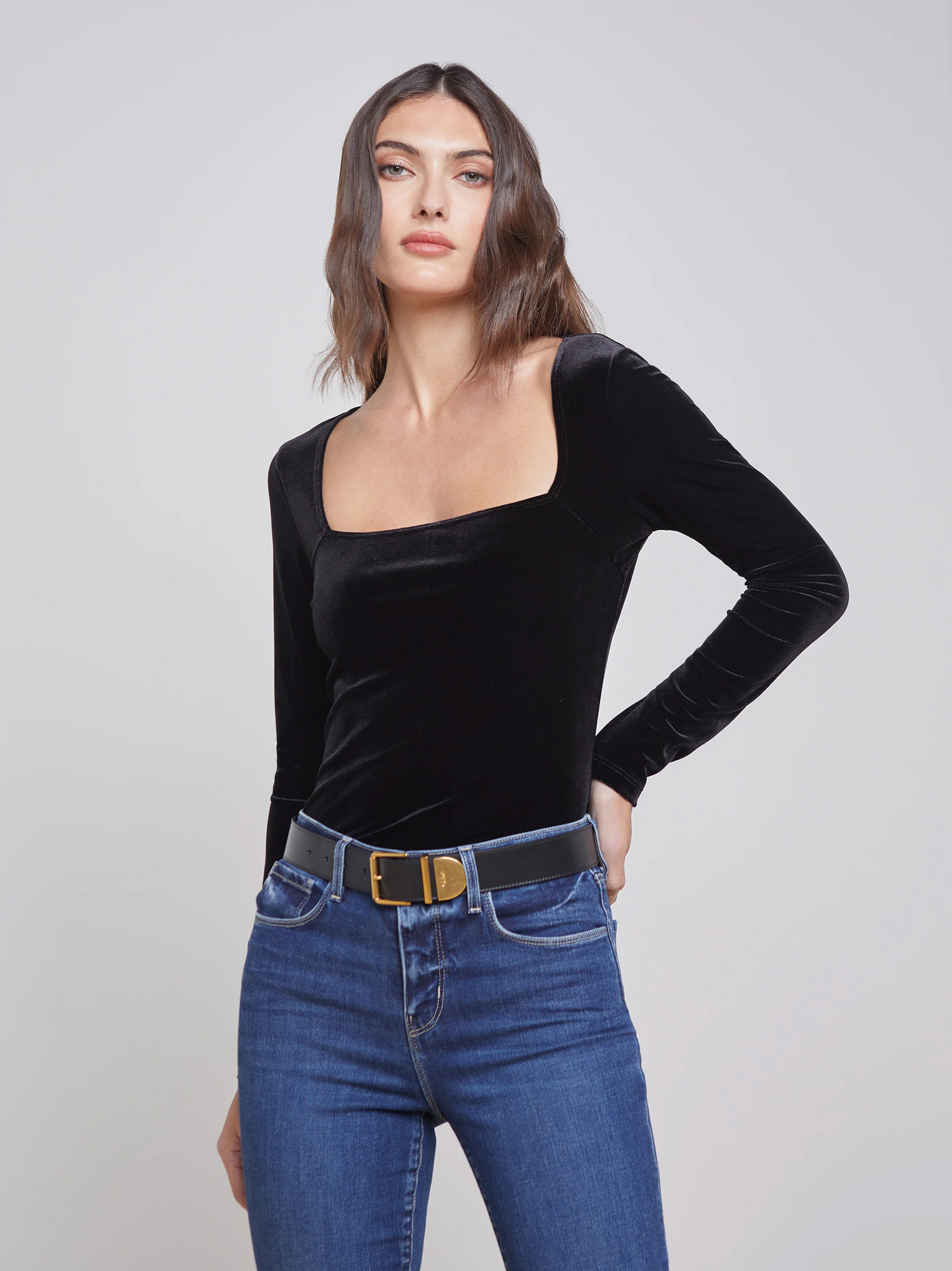 5756FUWb Kinley L/S Square Neck Top