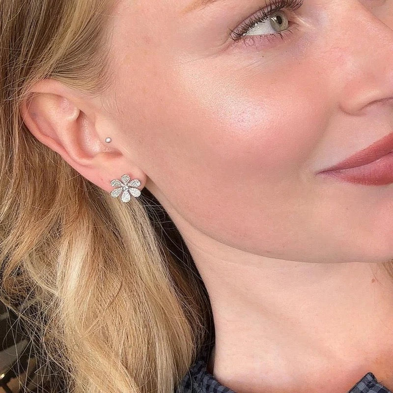 WD1693 14KT Gold Petal Diamond Flower Studs