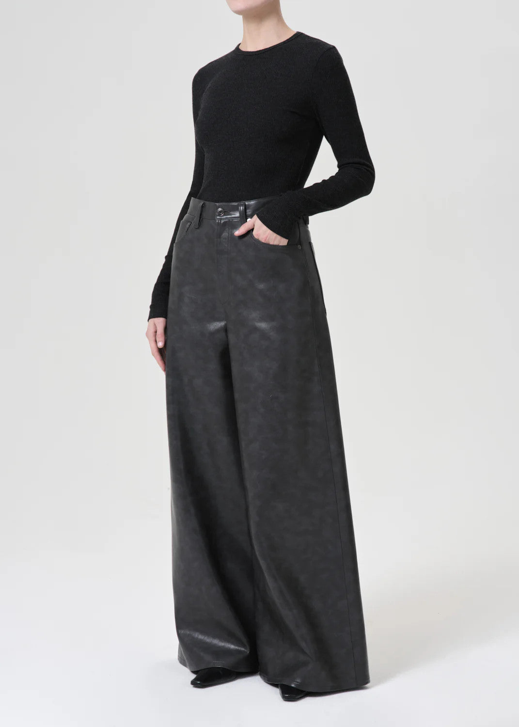 A7230-1352k AGOLDE Delphi Slim Tee