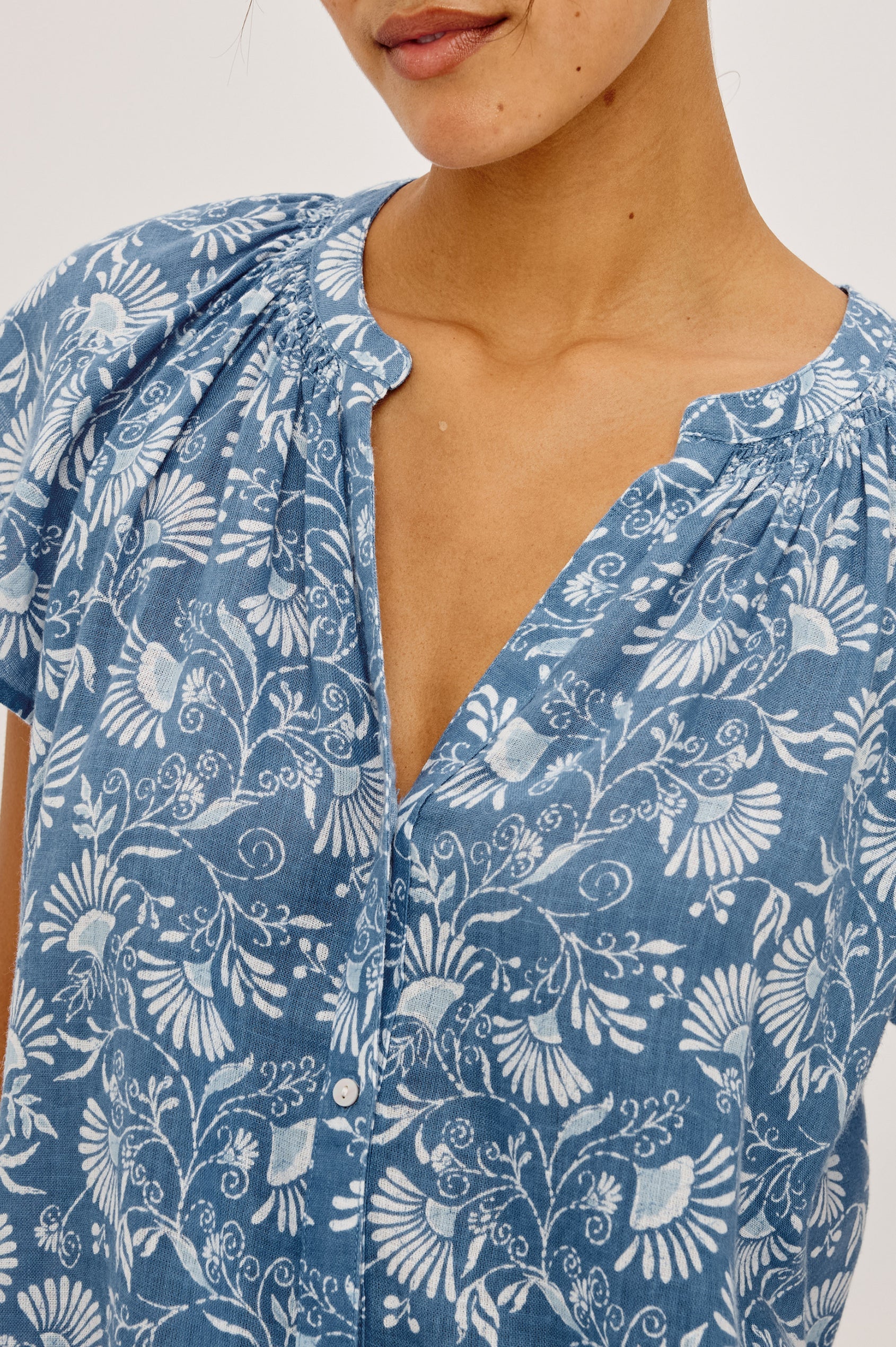 200-678A-8718BC RAILS The Alena Shirt