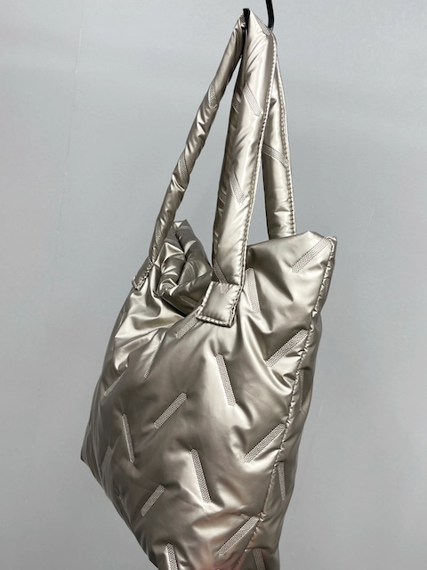 P24004g Pretty Persuasions Shine Quilted Puffy Tote