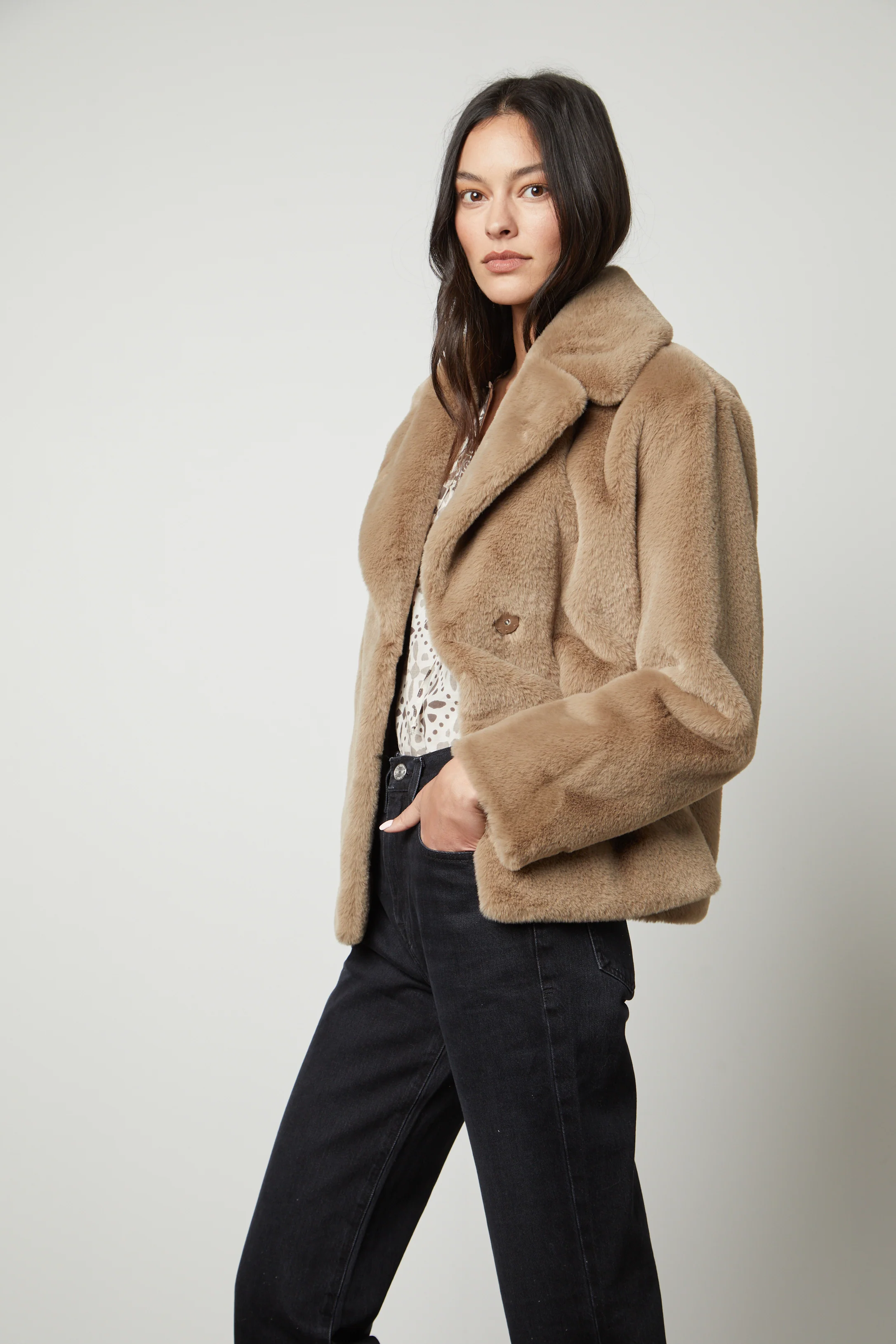 RAQUEL05 Velvet Jacket