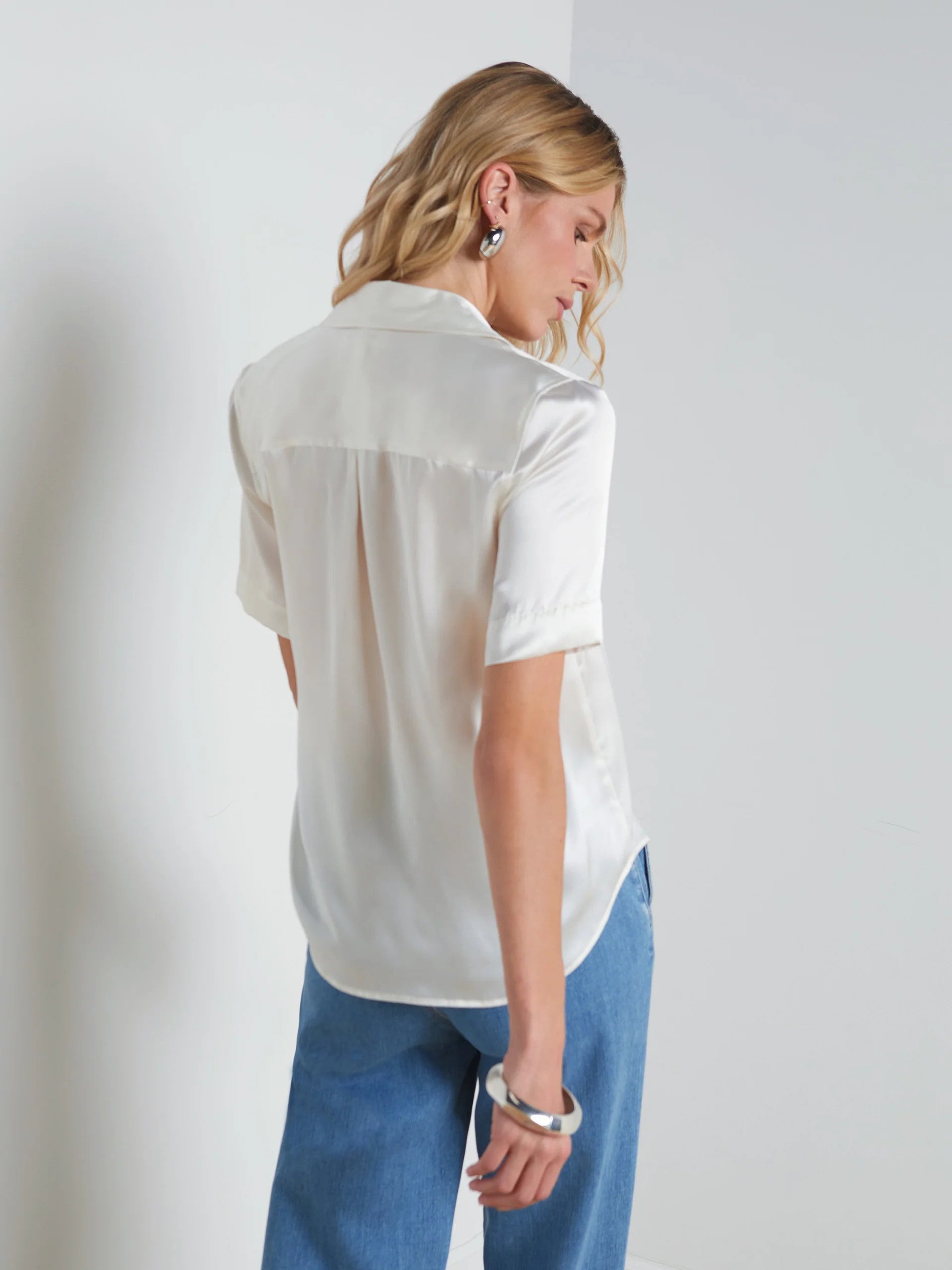 40648CLWi L'AGENCE Ellah Short Sleeve Blouse