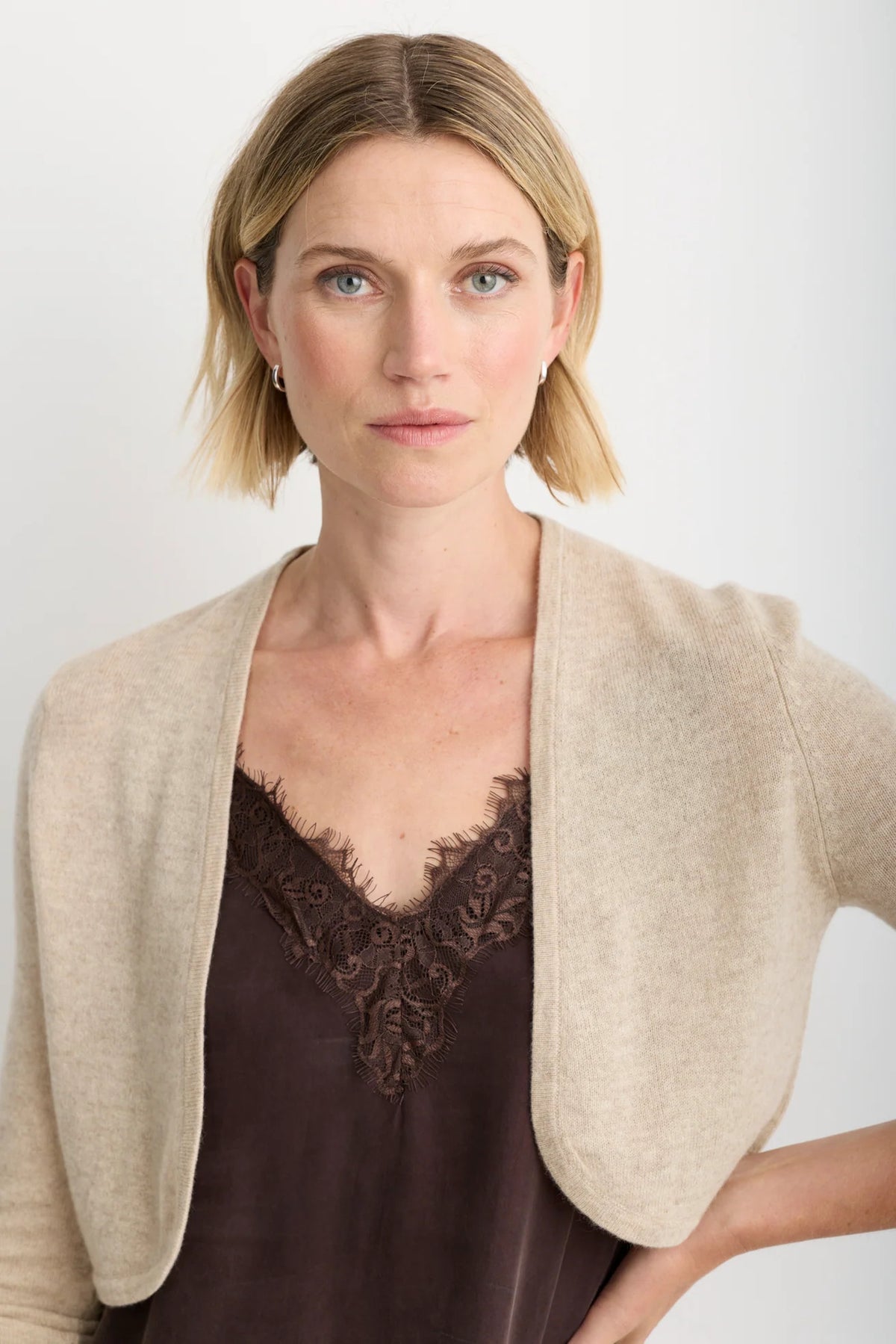 ogDEVd-18Ot One Grey Day The Amari Cashmere Shrug