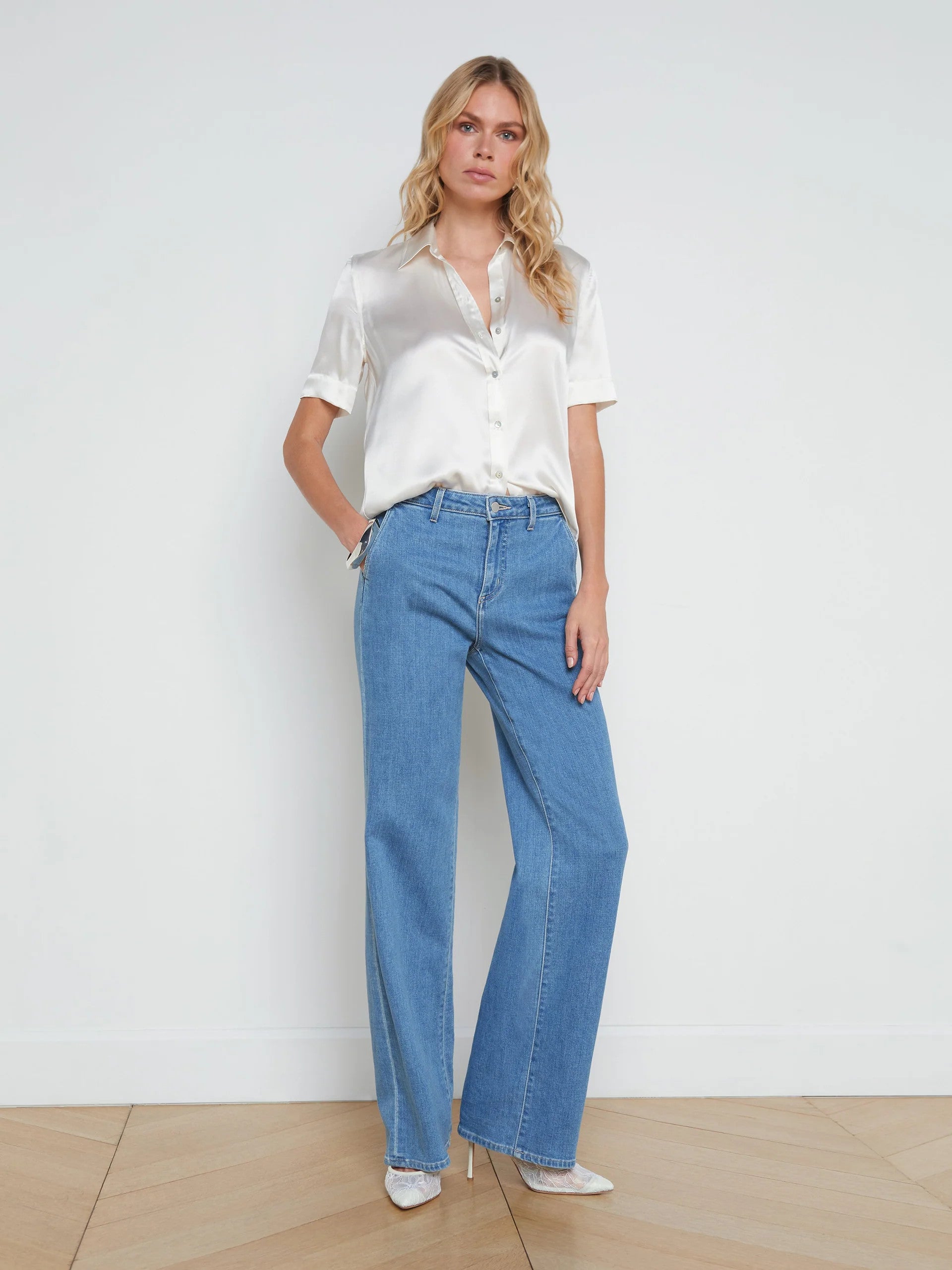 40648CLWi L'AGENCE Ellah Short Sleeve Blouse