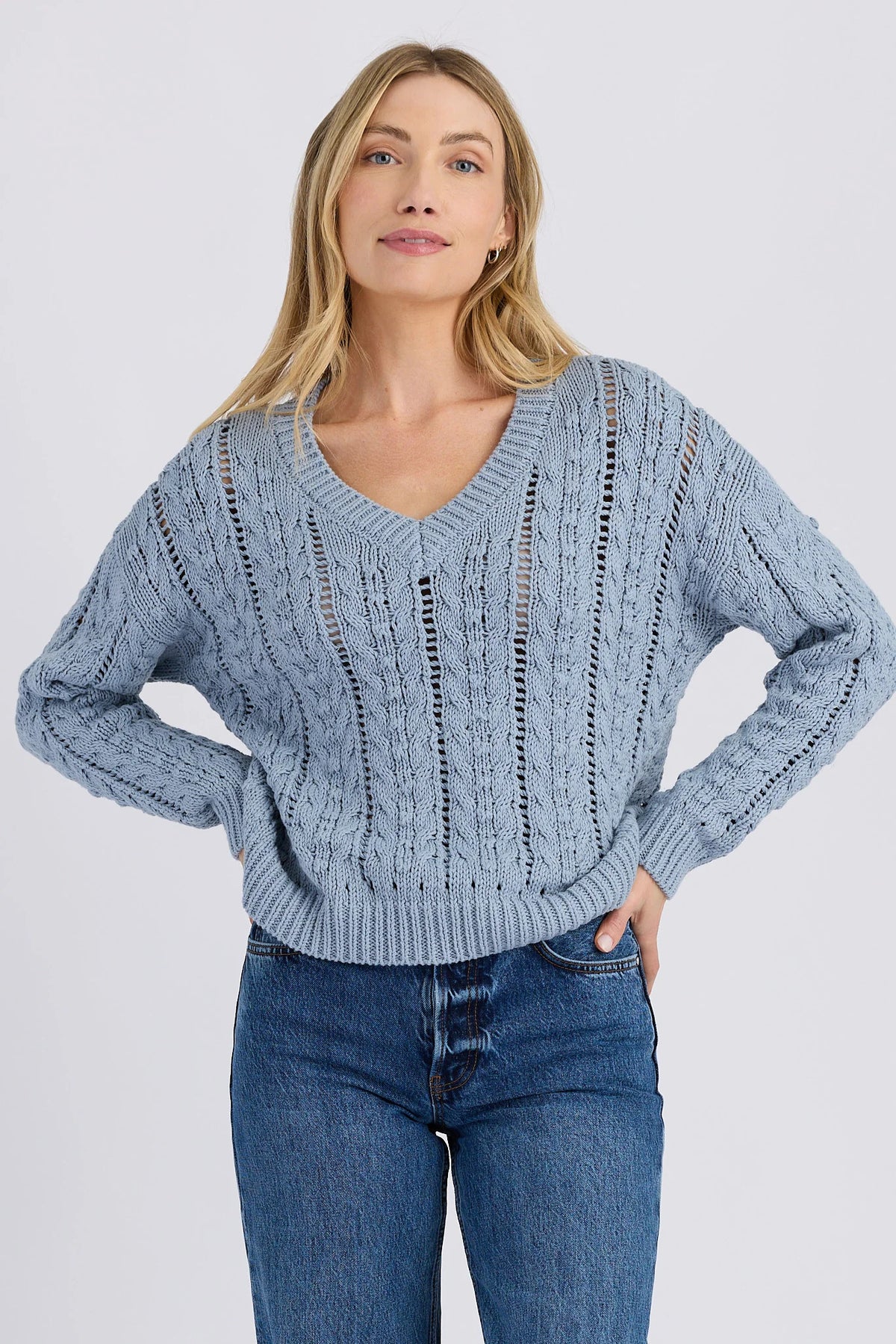 ssFA26-48s Stitches + Stripes Cal VNeck Pullover