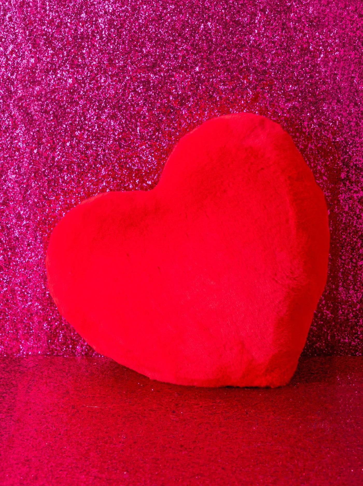 60-21-022 Shiraleah Jovi Heart Pillow