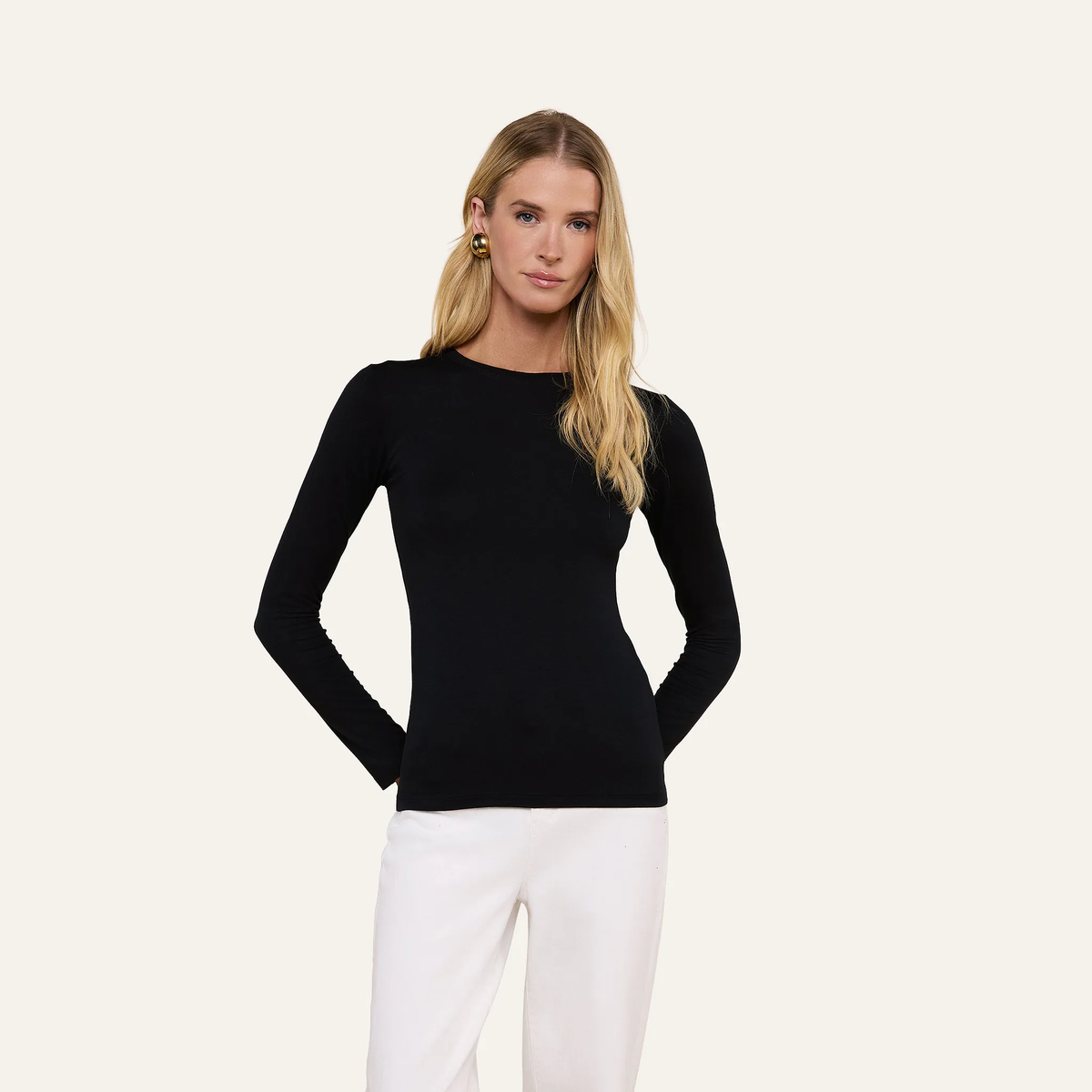 5491MJTb L'AGENCE The Tess Crew Long Sleeve