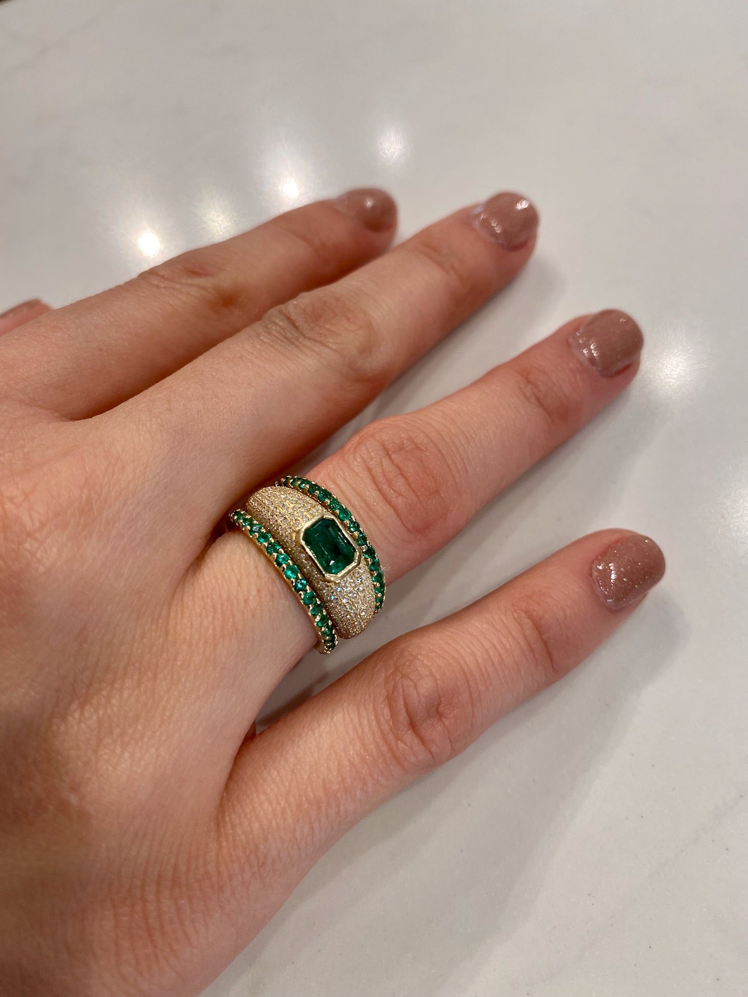 WD915 14kt gold, Diamond and Green Emerald