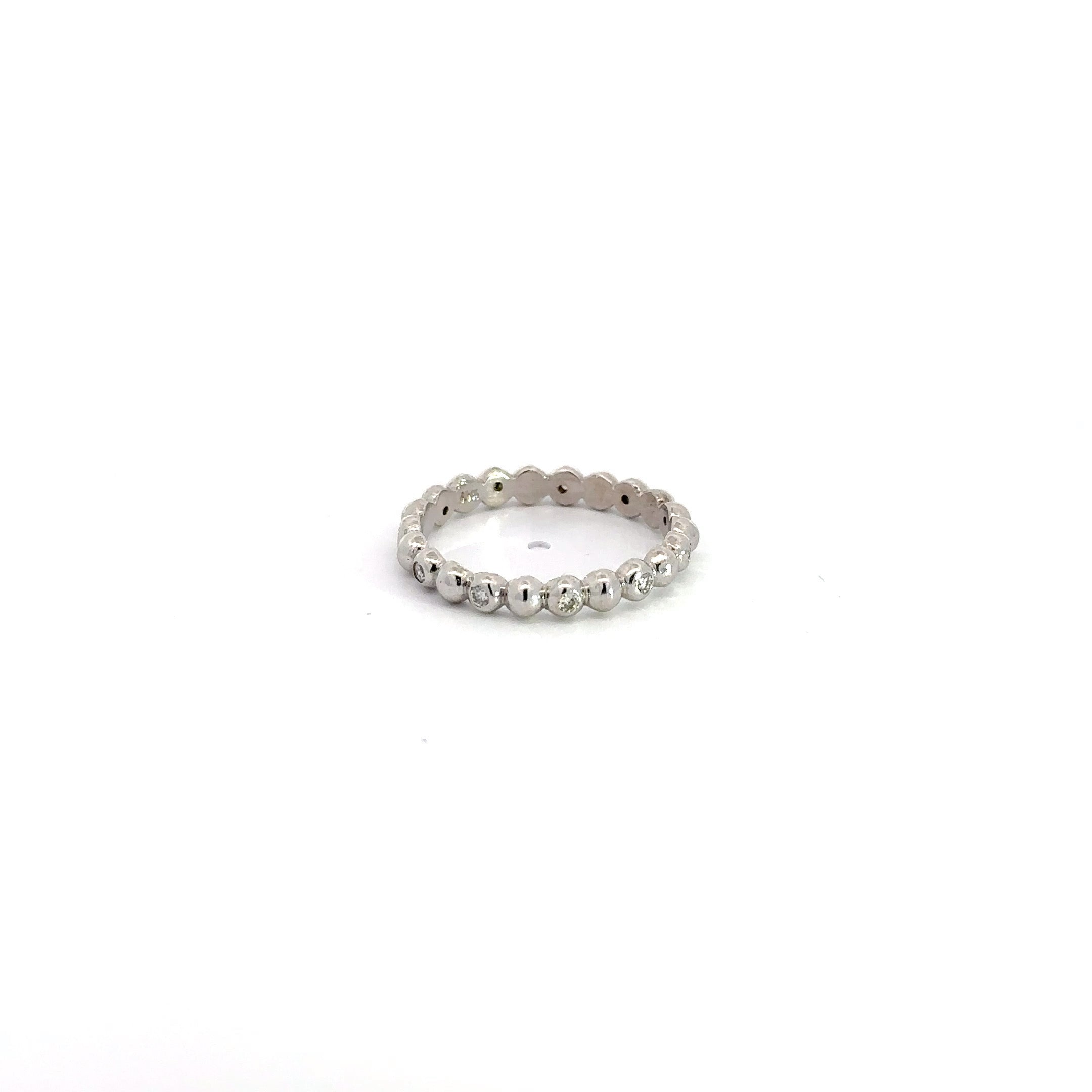 WD923 14kt gold bubble with .17ct white diamond  ring