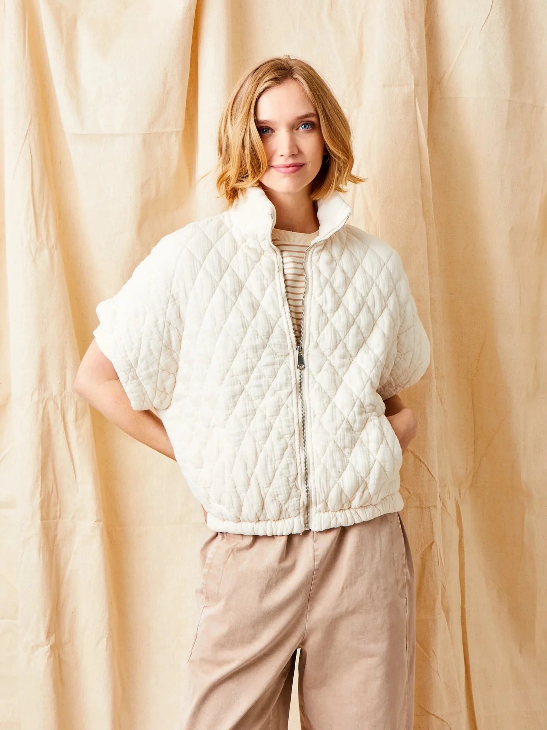 04087bm Suzy D Charlston Quilted Short Sleeve  Jacket