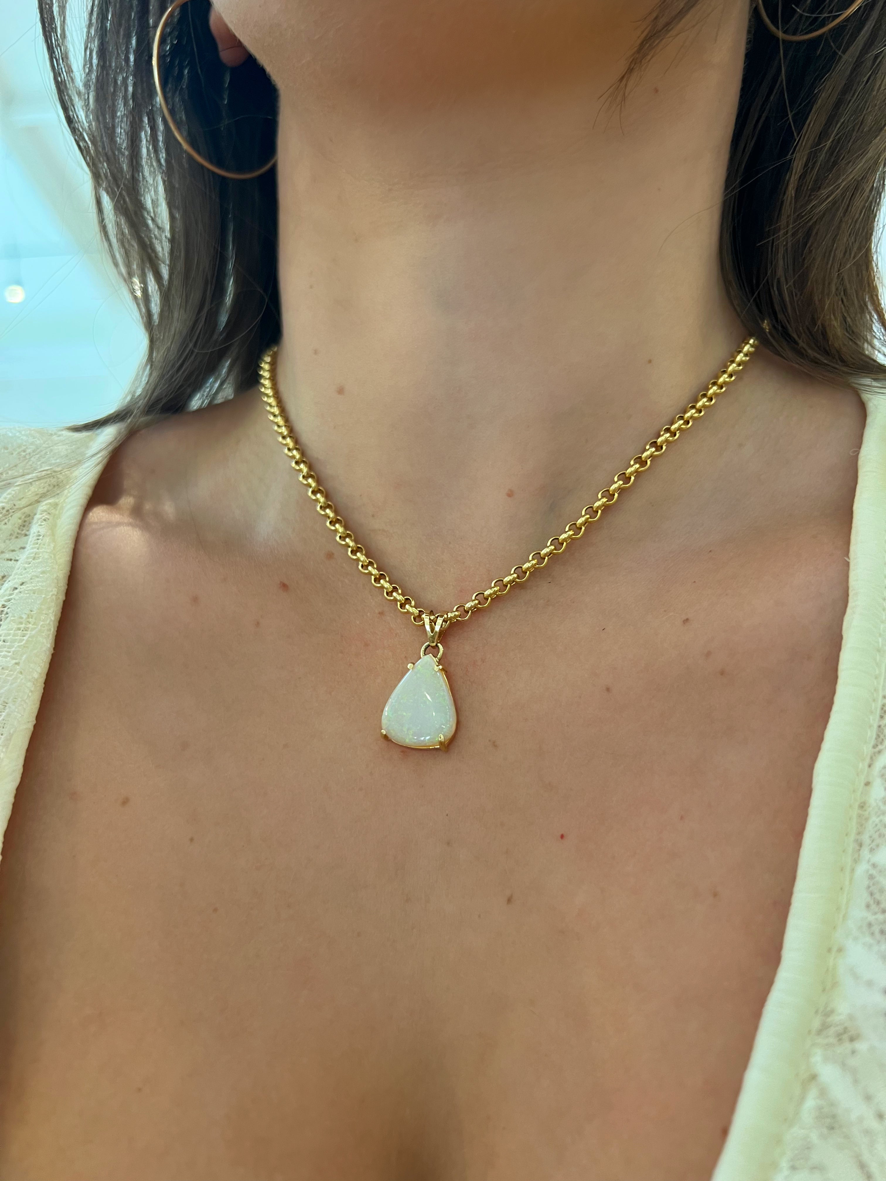 WD1763 14kt Gold Polo Chain with Pear Shaped Opal