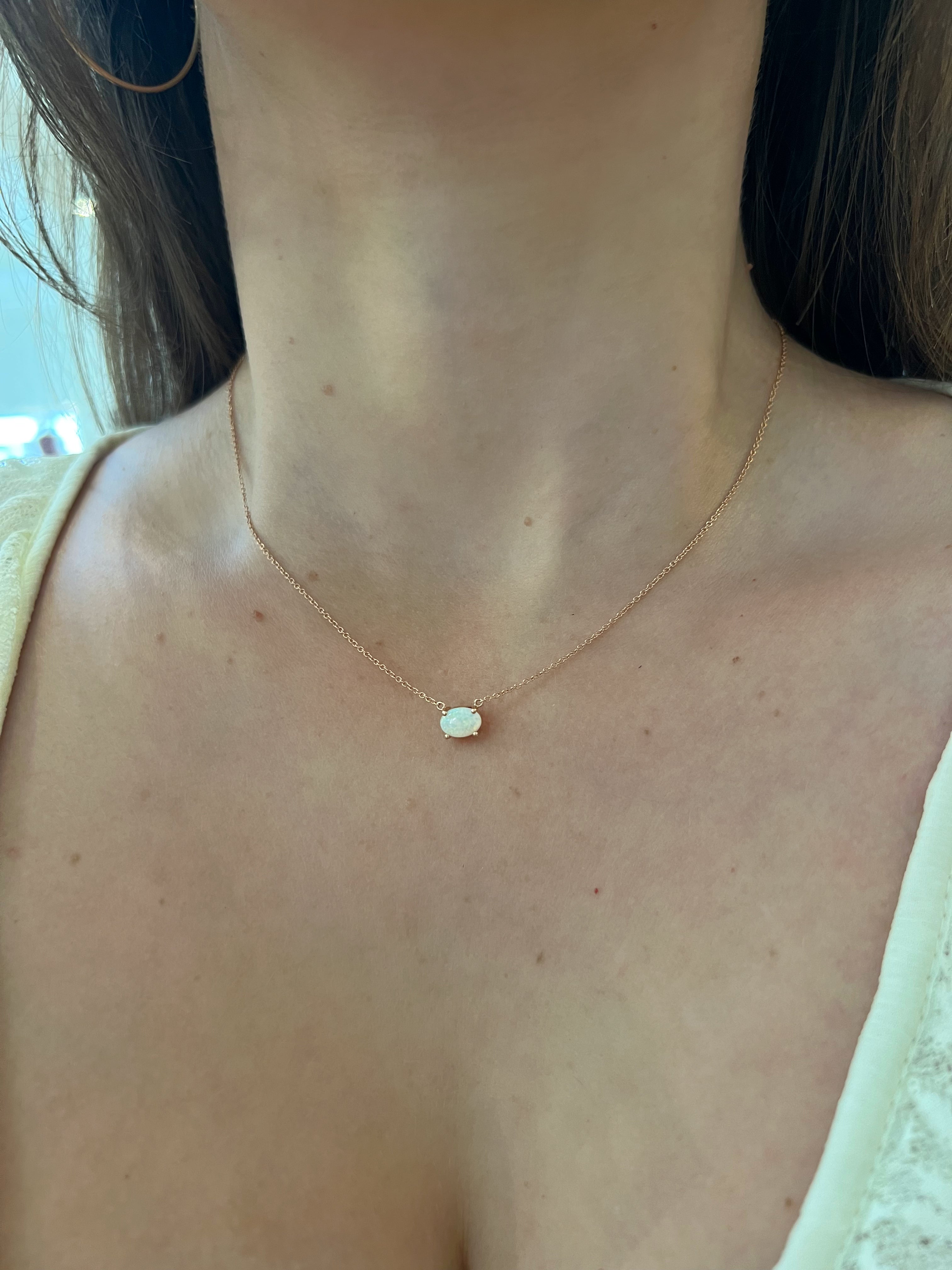 WD1762 14kt Gold Opal Necklace