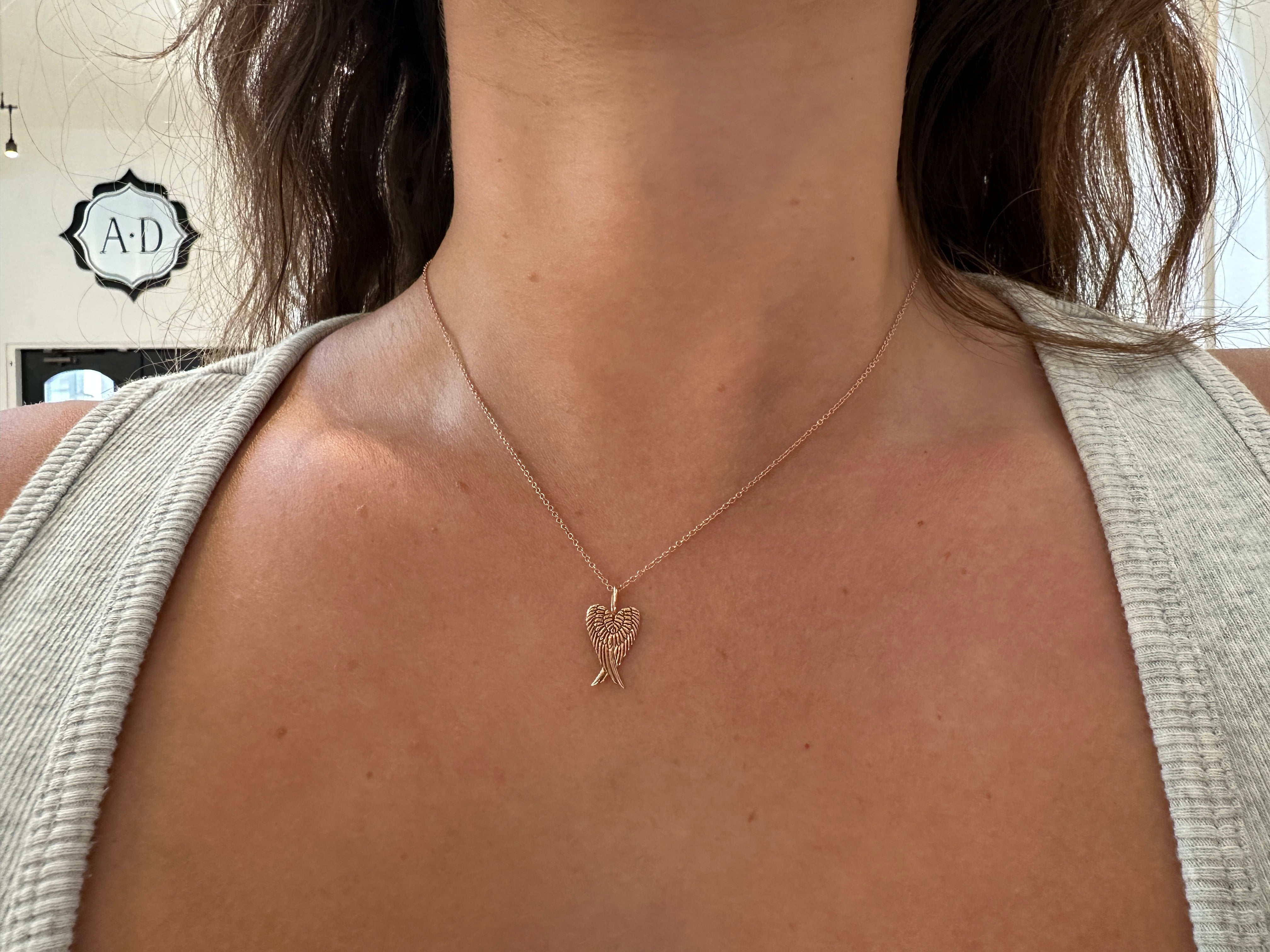 WD986 14kt Wings Shaped like Heart Pendant only