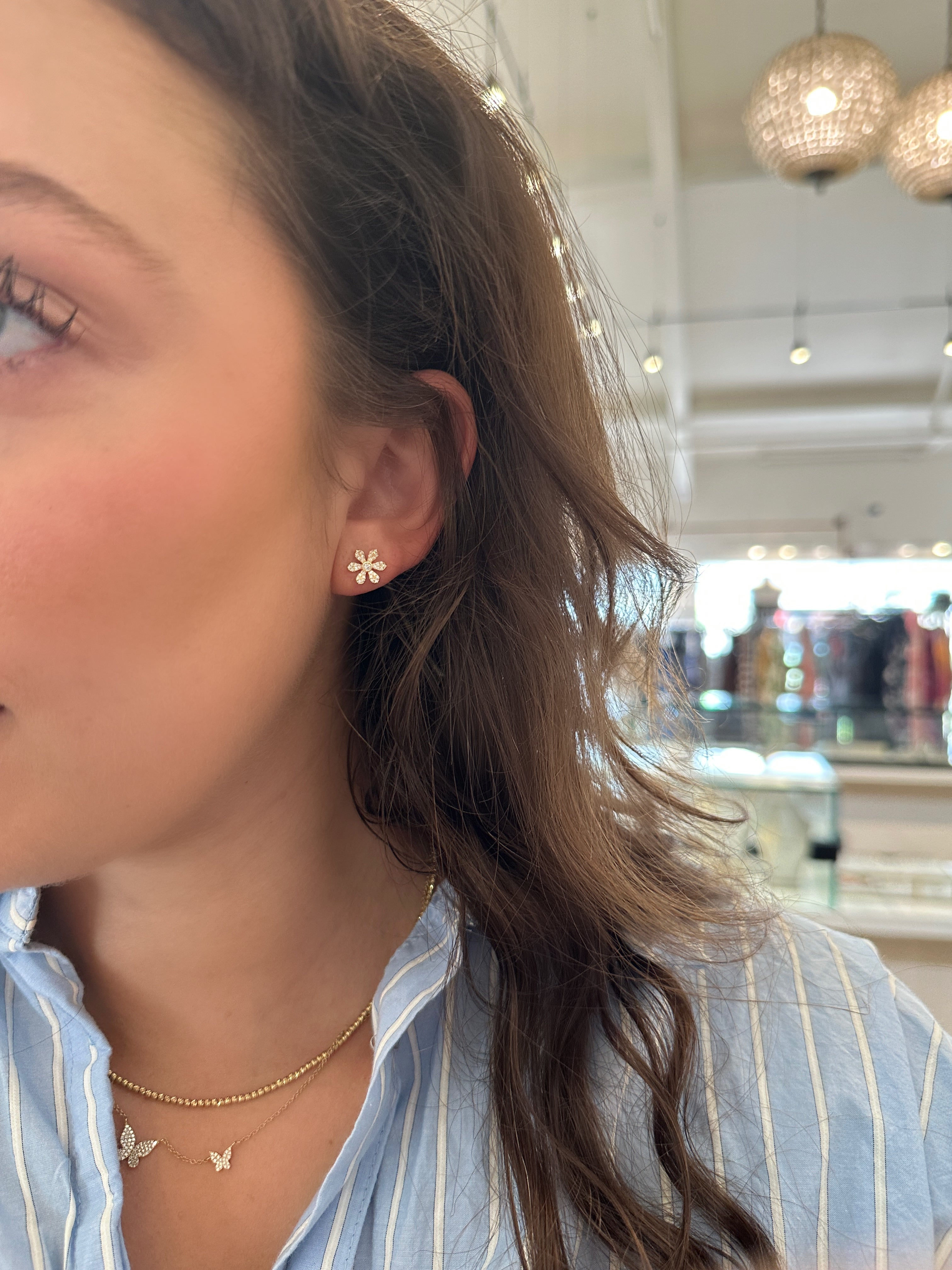 WD1793 14kt Gold Pave Diamond Daisy Stud Earrings