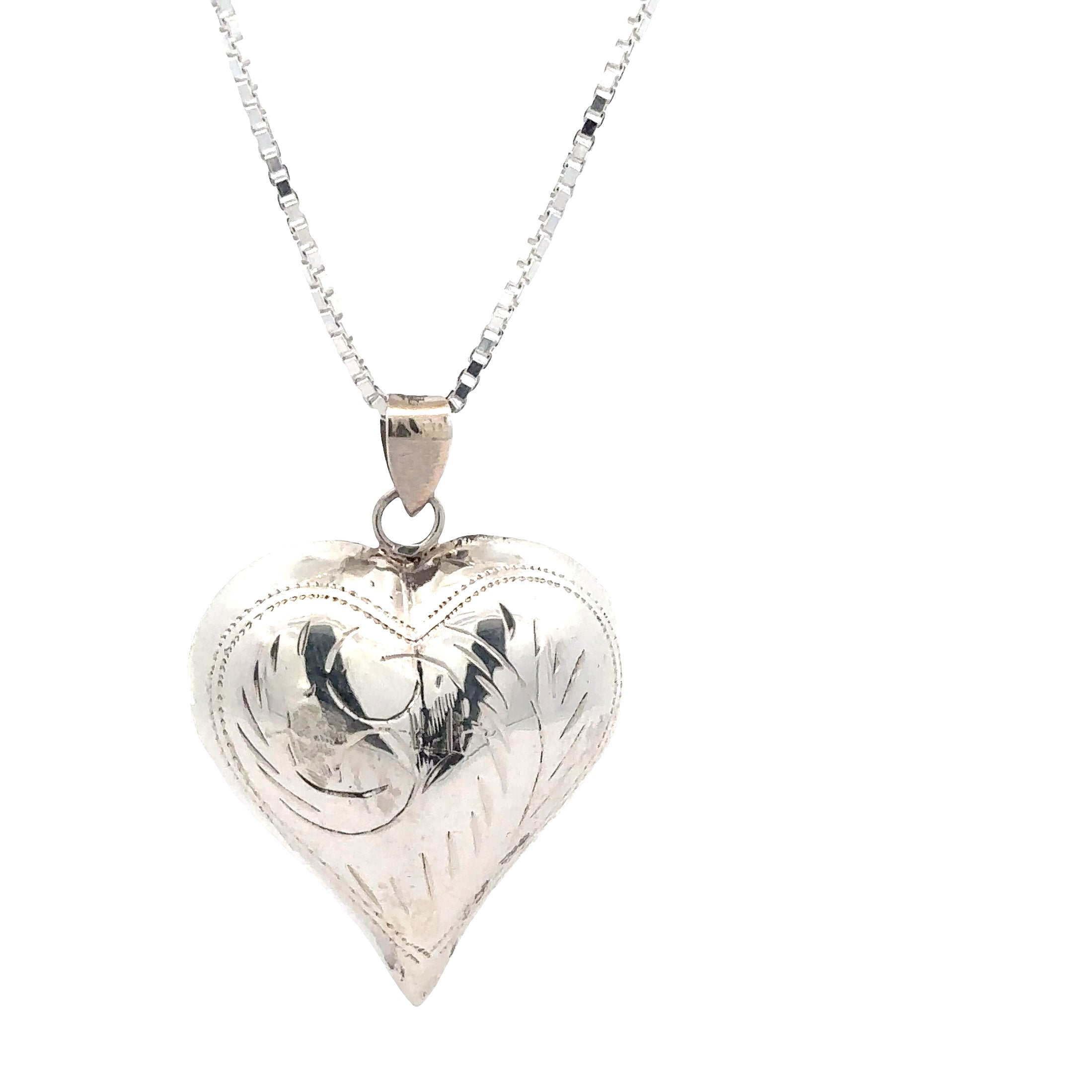 TP110-BX30-30  Italian Sterling silver hand engraved Large heart on 30" Box Chain