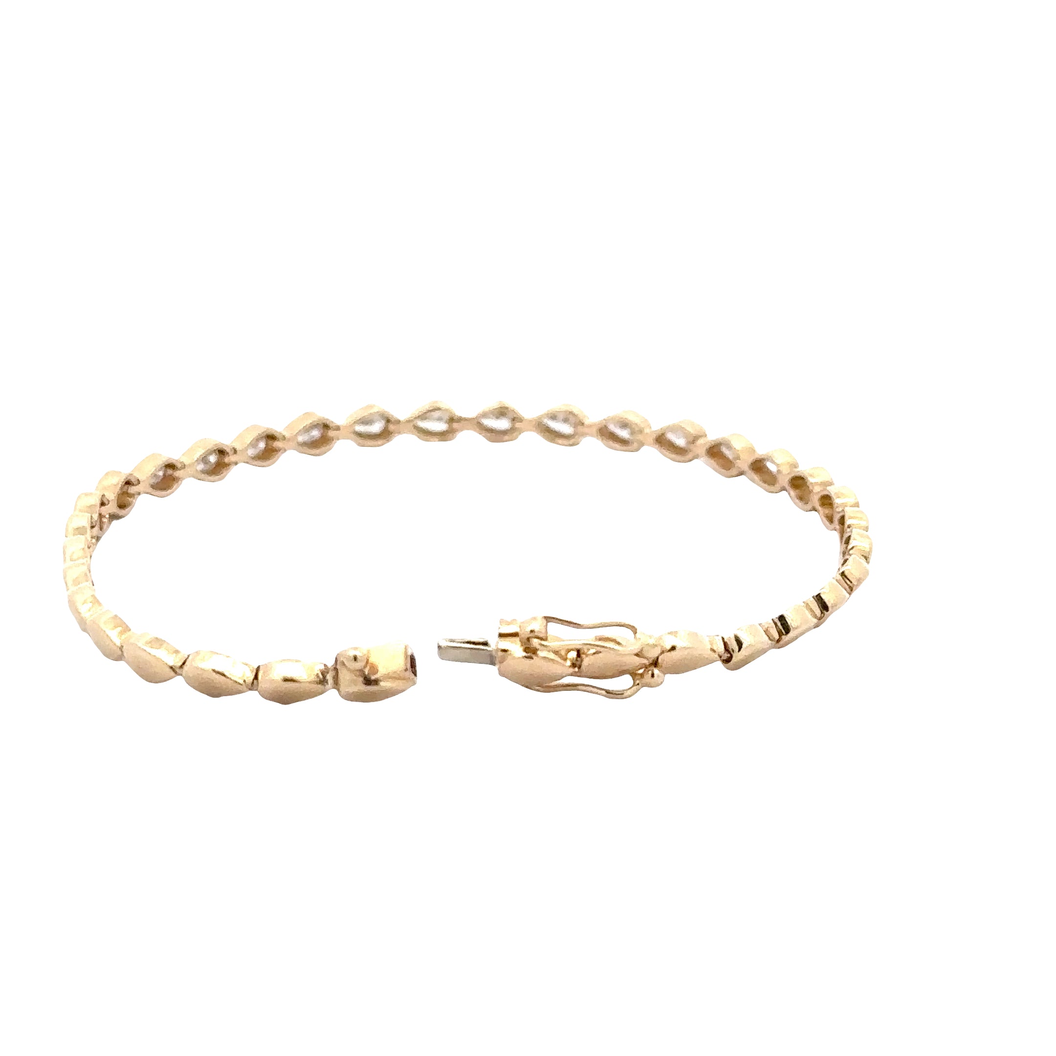 WD1891 14kt Yellow Gold Pear shaped bracelet with diamond detail