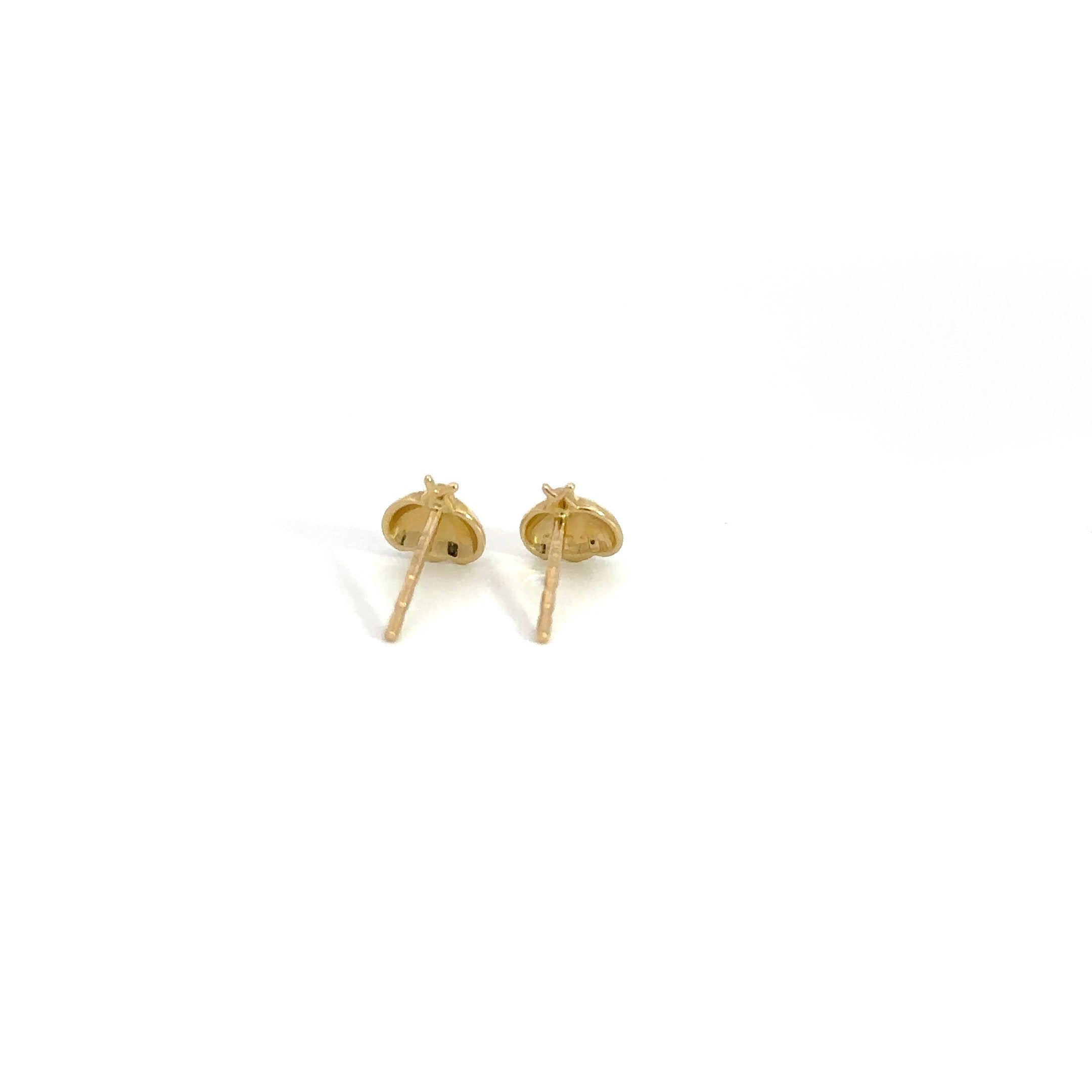 WD1014 14kt gold and Ruby ladybug studs