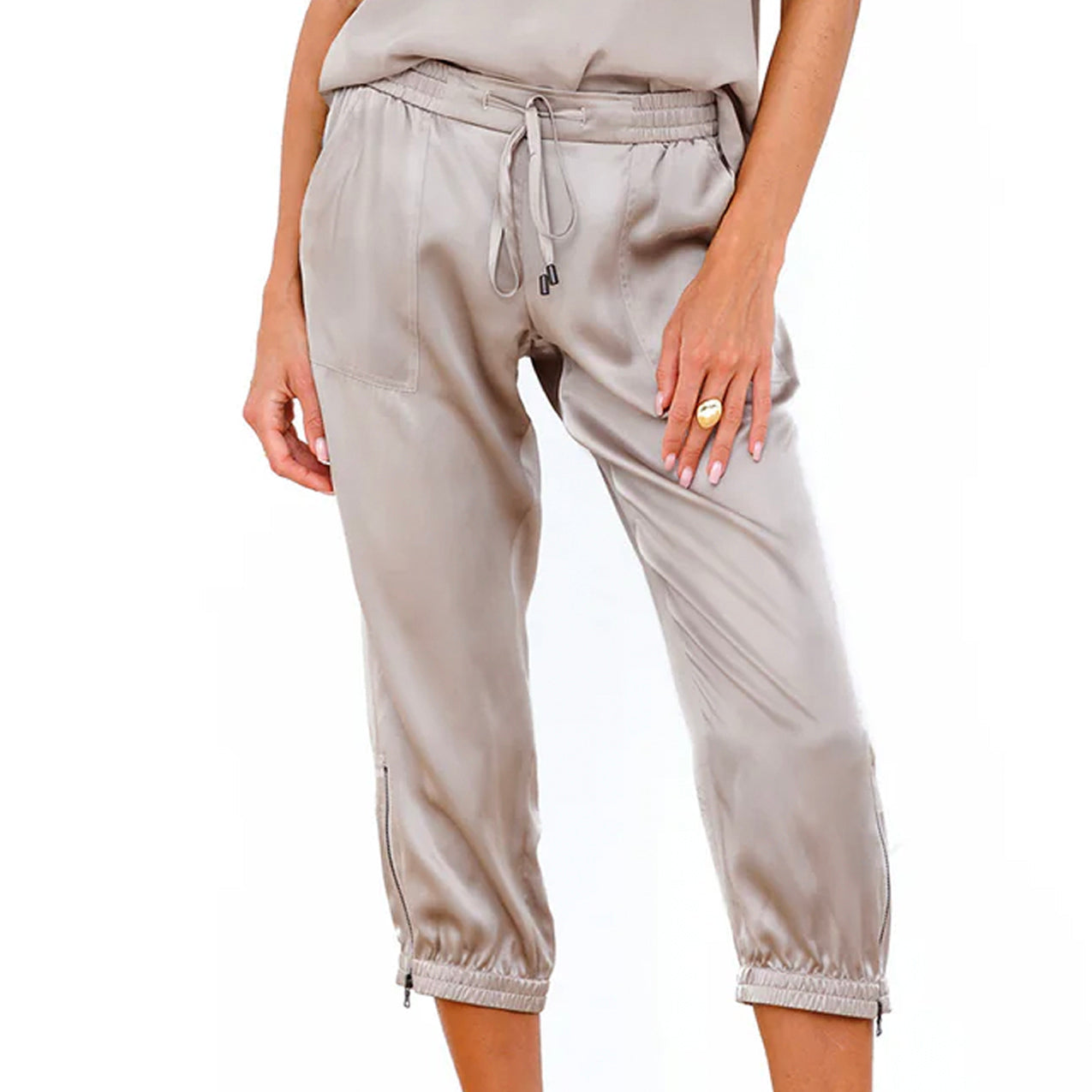 P390s Go Silk Go Luxe Parachute Capri