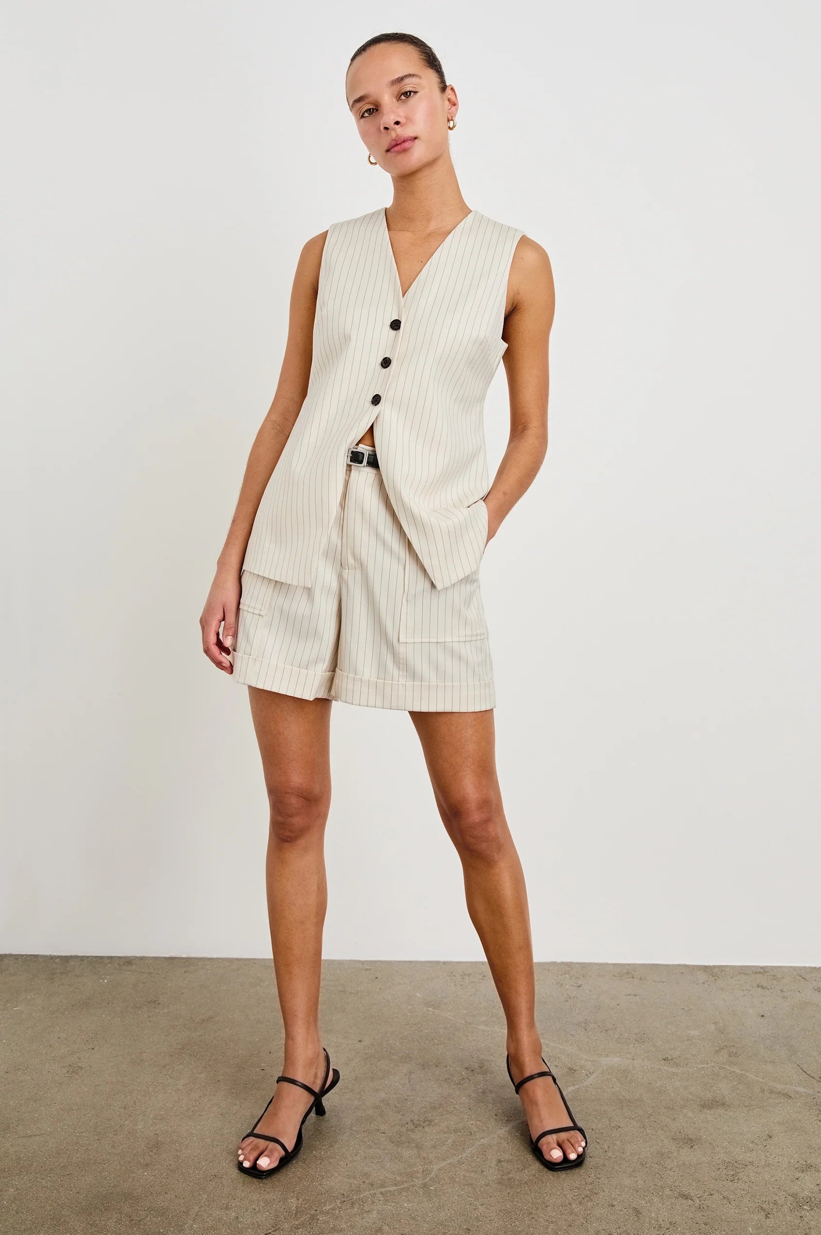 570-662C-7870bp Rails Mylah Vest