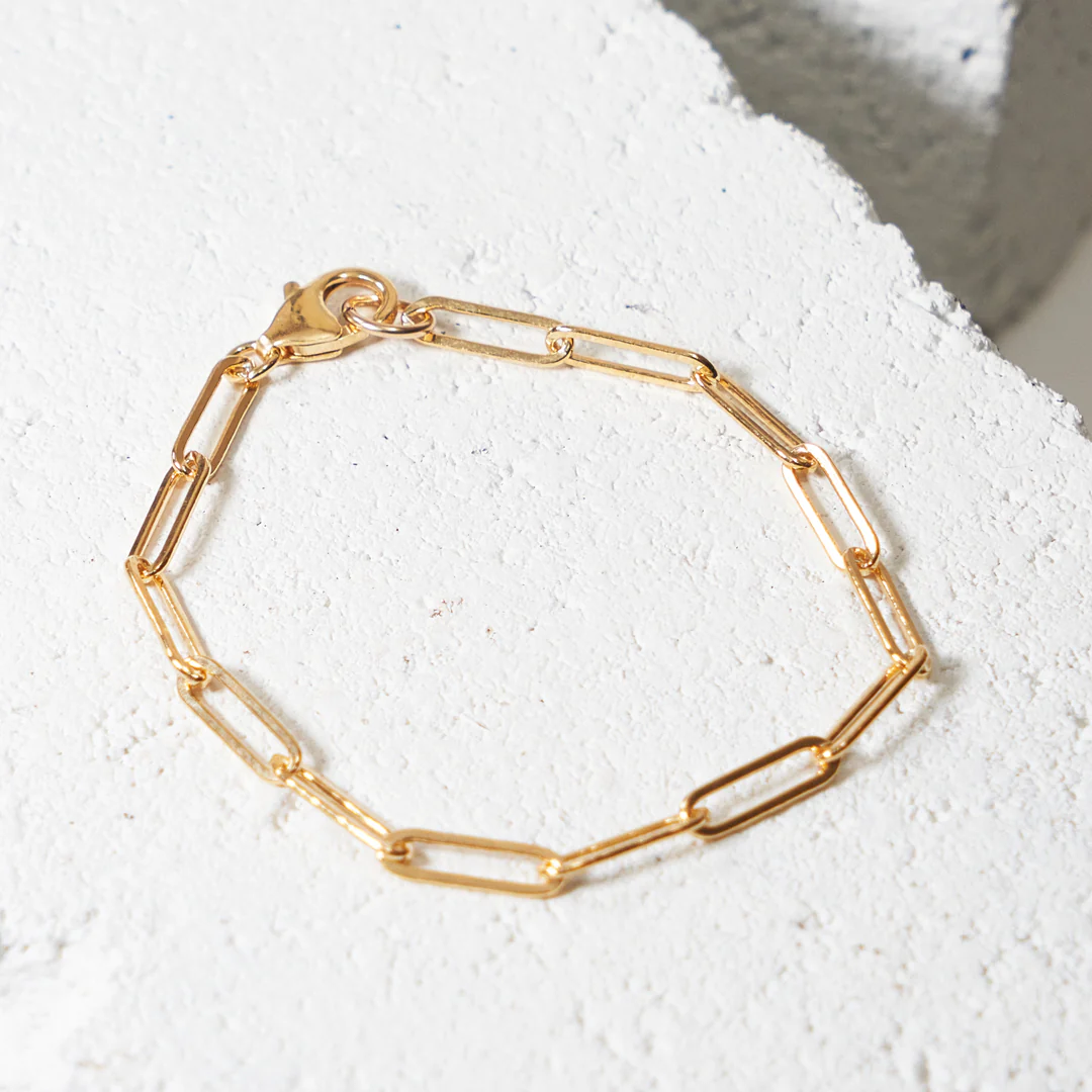 LG116 14kt goldfill medium weight paper link bracelet