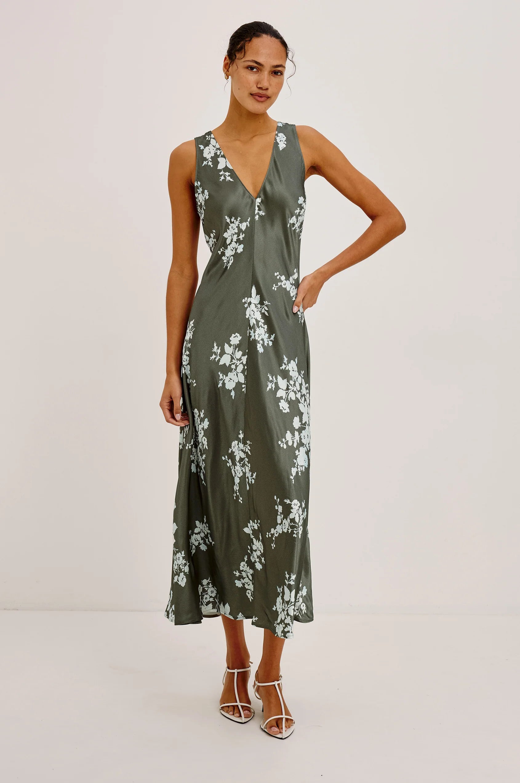 507A-111F-12095 Rails TheCamellia Floral Dress
