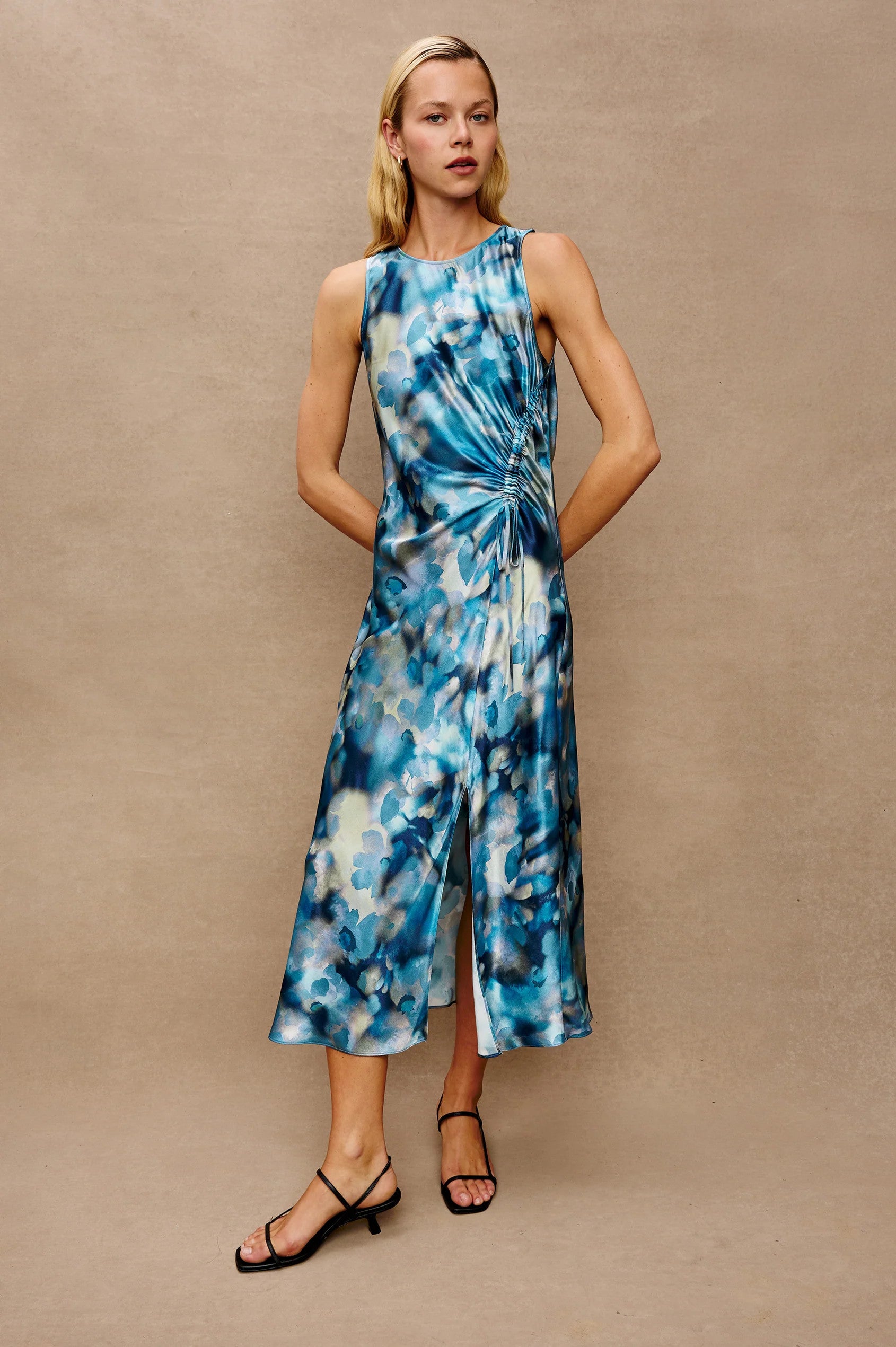 924-136B-8295md Rails Gabriella Dress