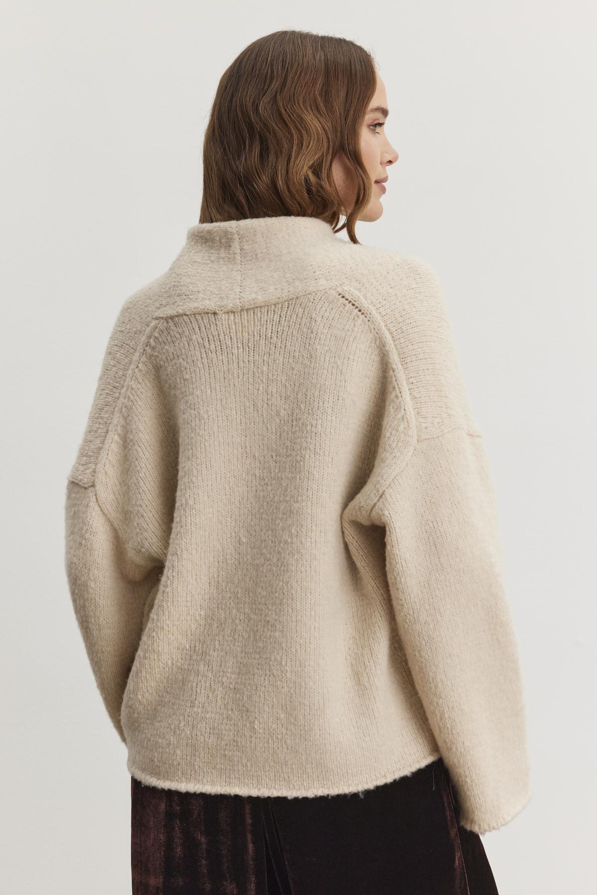 CHANSON06b Velvet Drape Cardigan