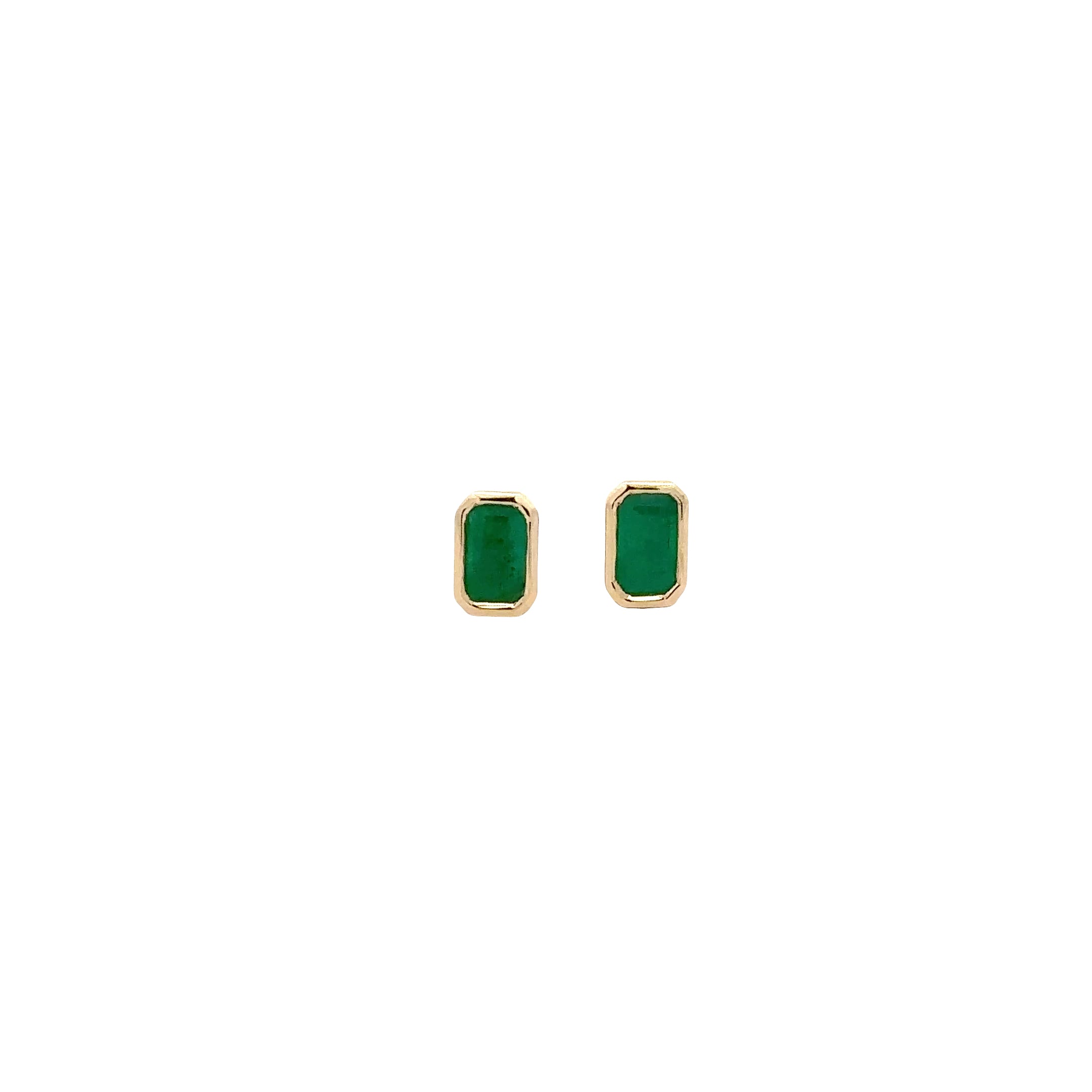 WD1818 14kt Gold Green Emerald Studs