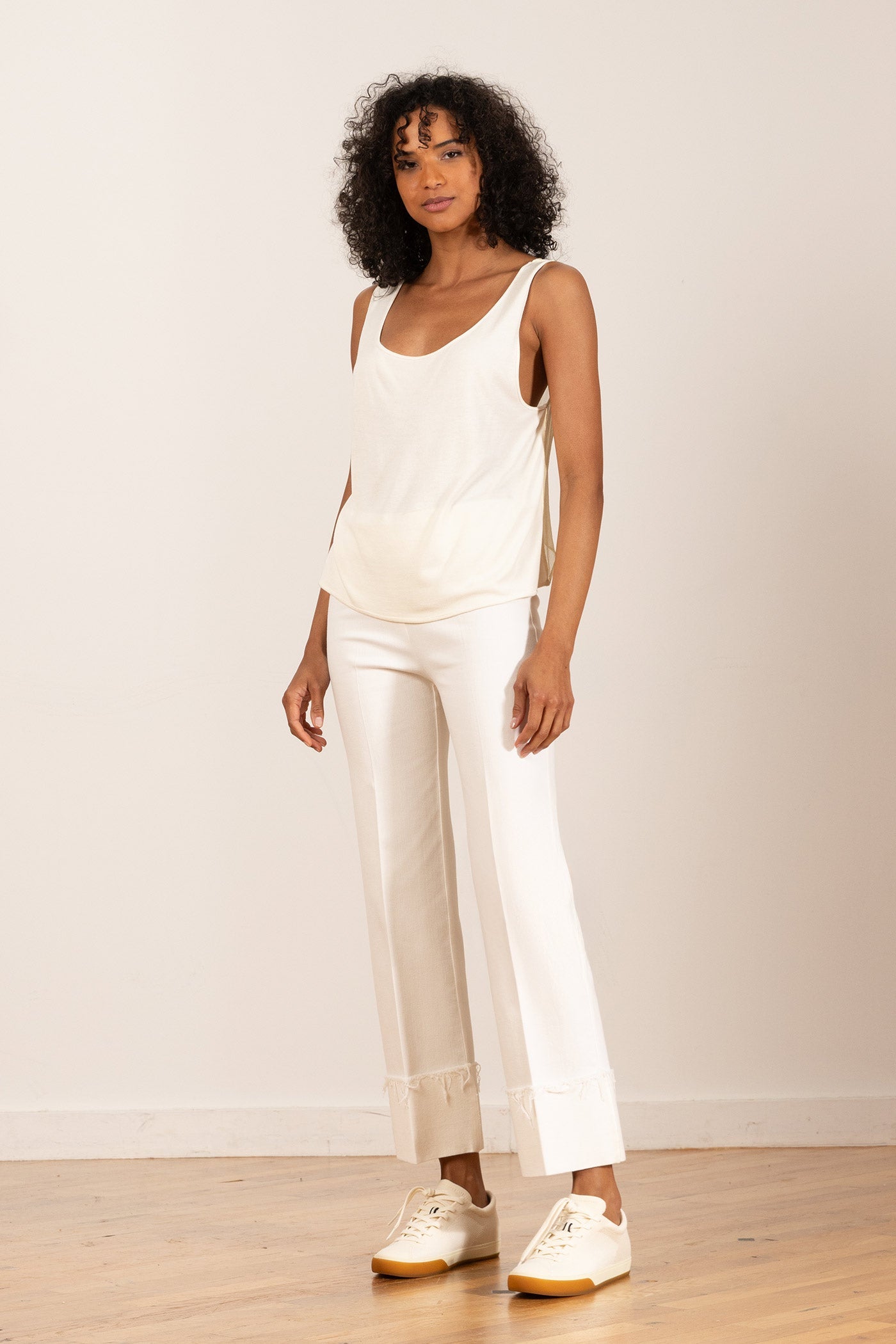 BonnieF1421-24w Avenue Montaigne Denim