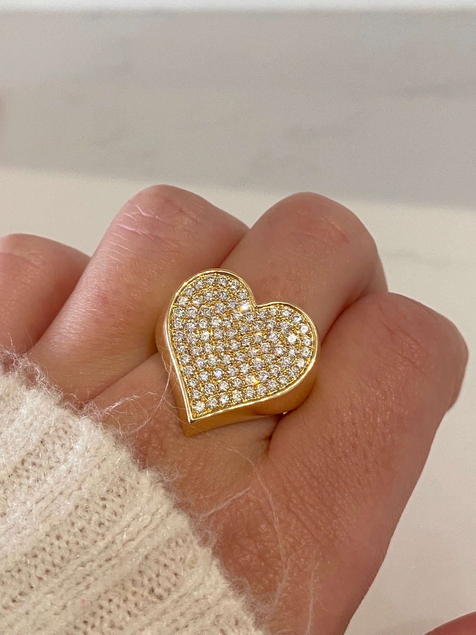 WD950 14kt Yellow gold pave Heart Ring