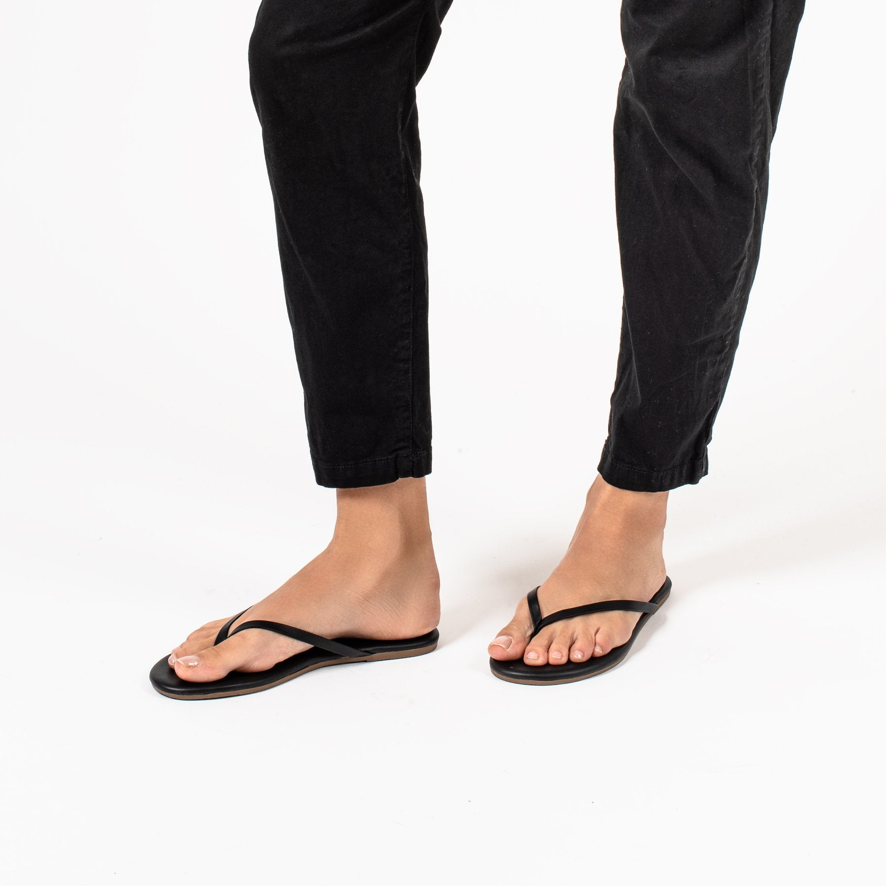Liners TKEES Leather Flip Flops
