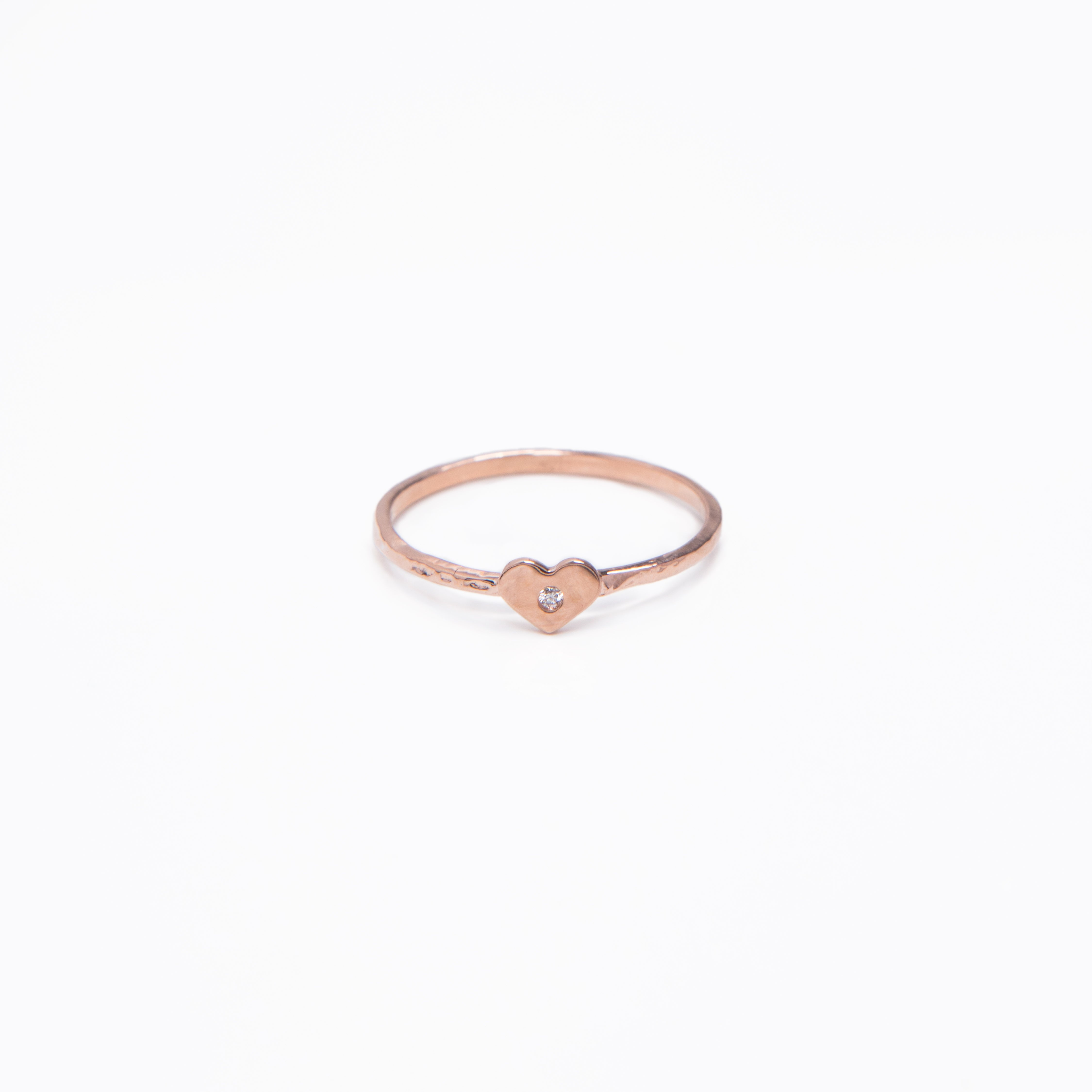 WD24 - Tiny Heart Ring