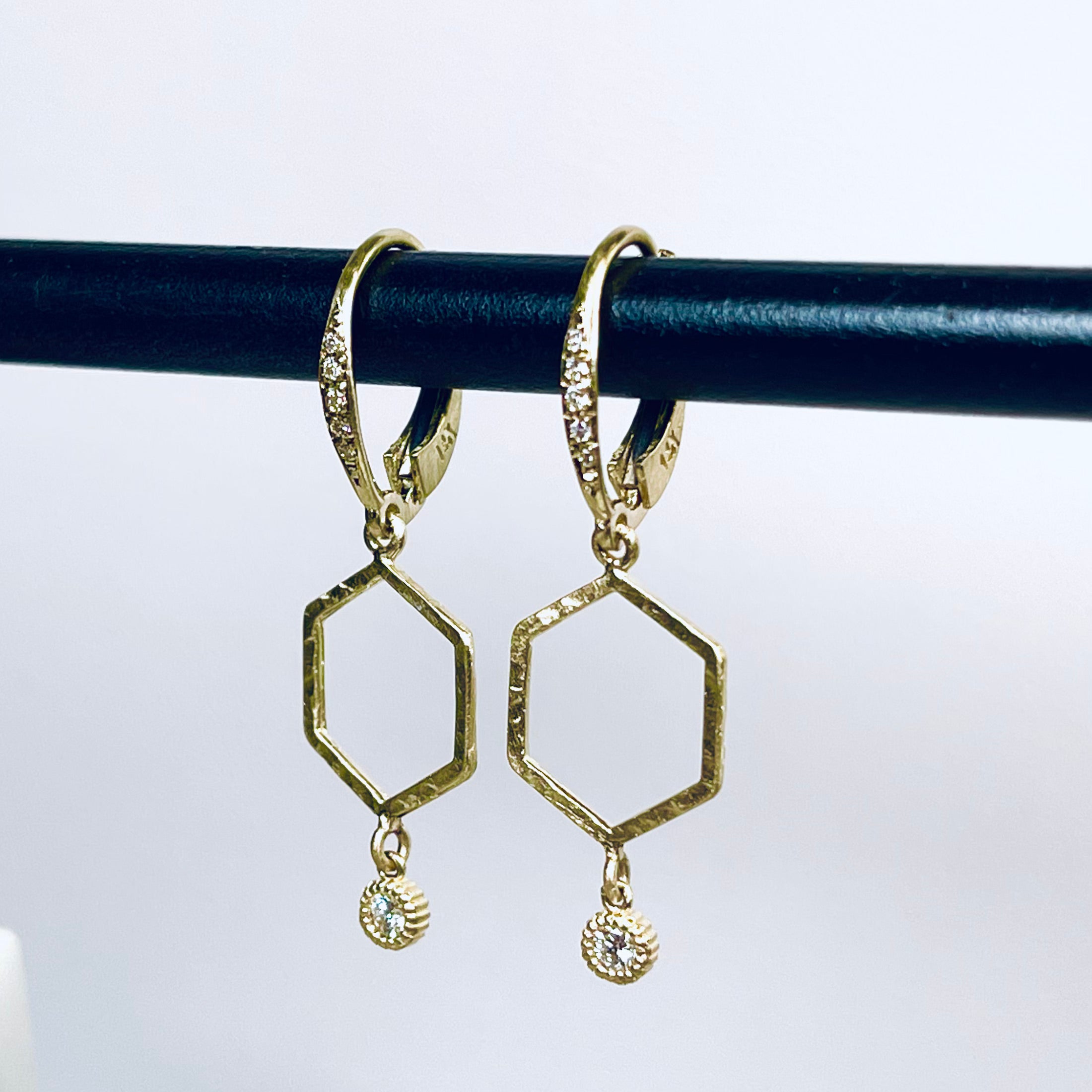 WD879 14kt gold .20ct total diamond drop earring