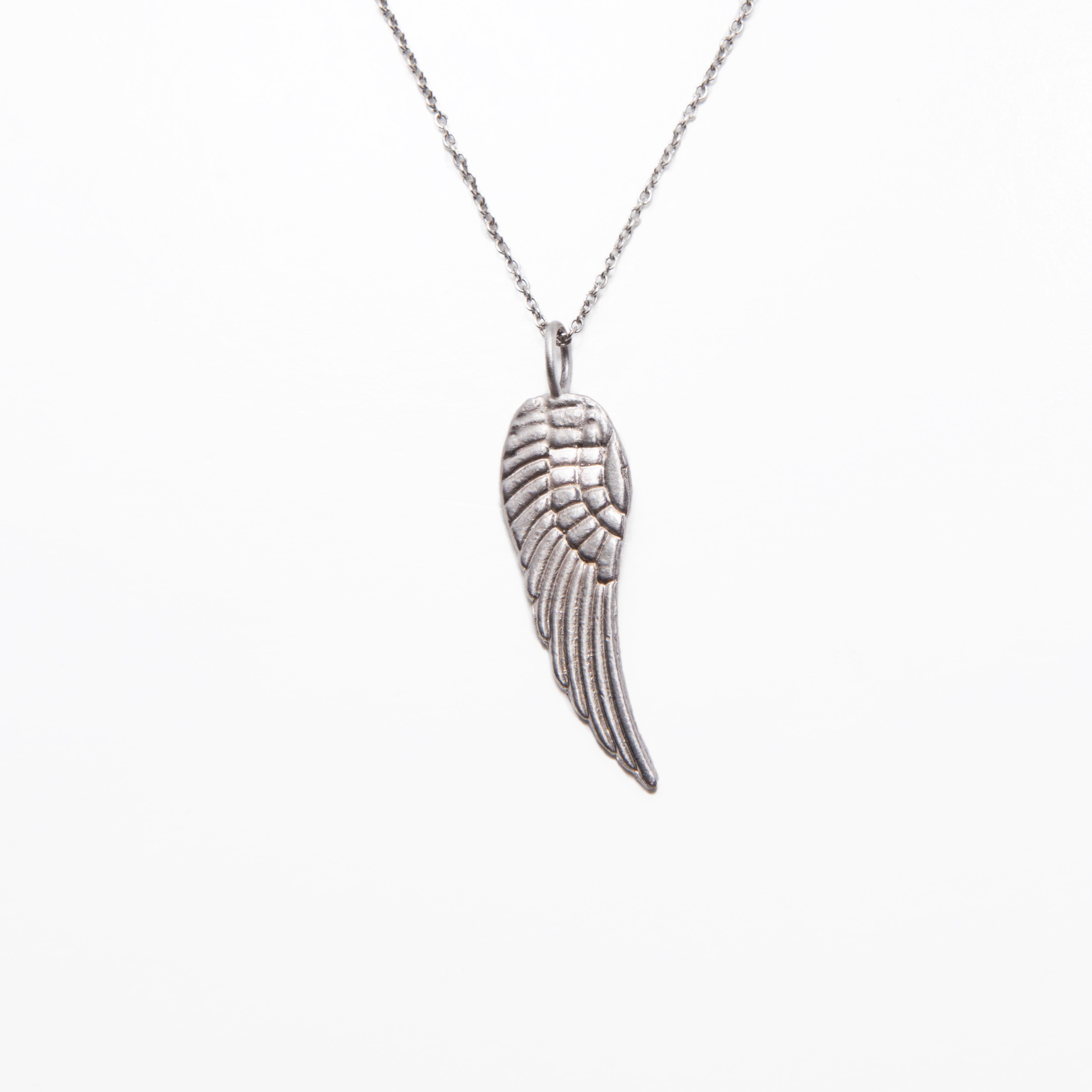 WD449, 14kt gold Large Angel Wing pendant. Chain sold separately.